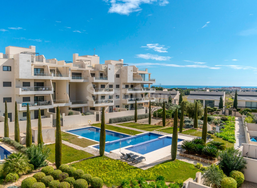 Resale - Villa -
Orihuela Costa - Los Dolses