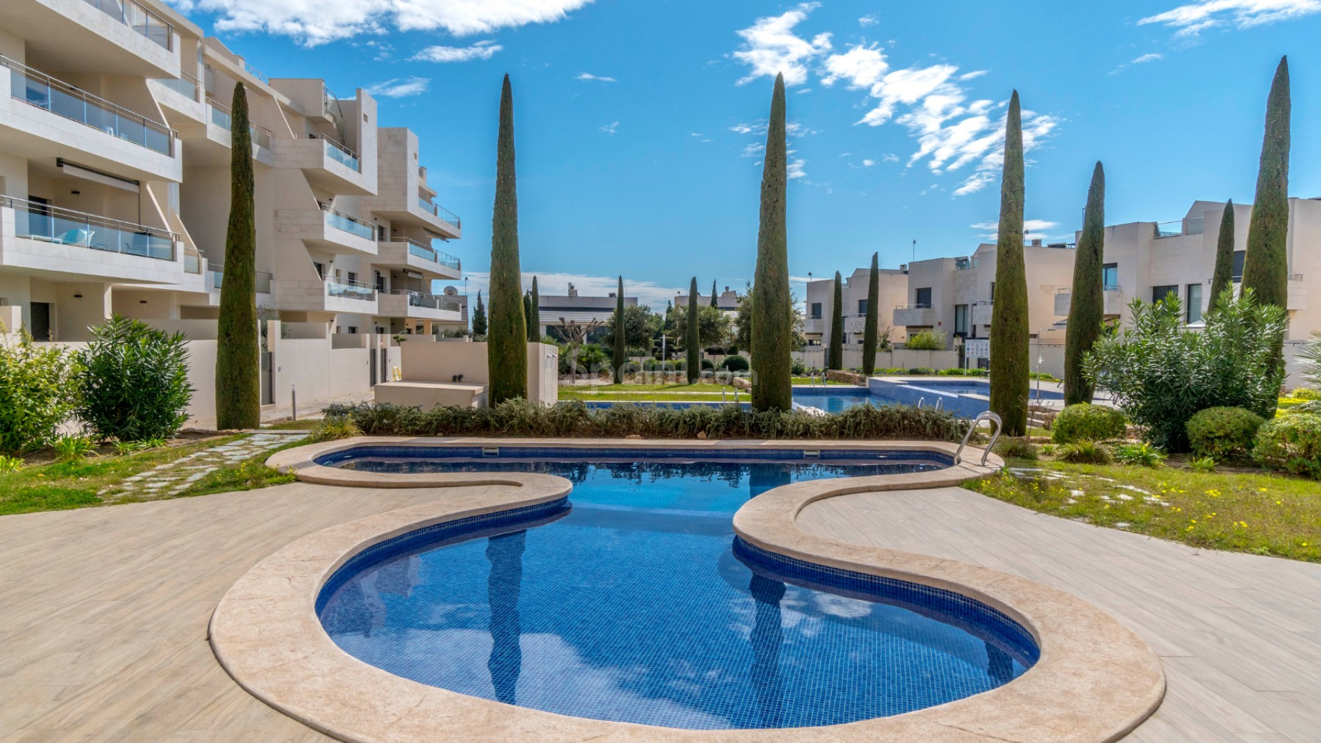 Resale - Villa -
Orihuela Costa - Los Dolses