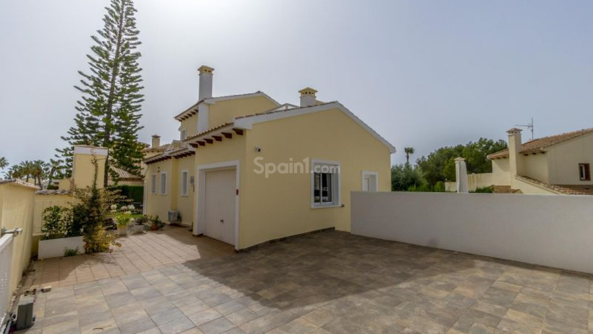 Resale - Villa -
Orihuela Costa - Los Dolses