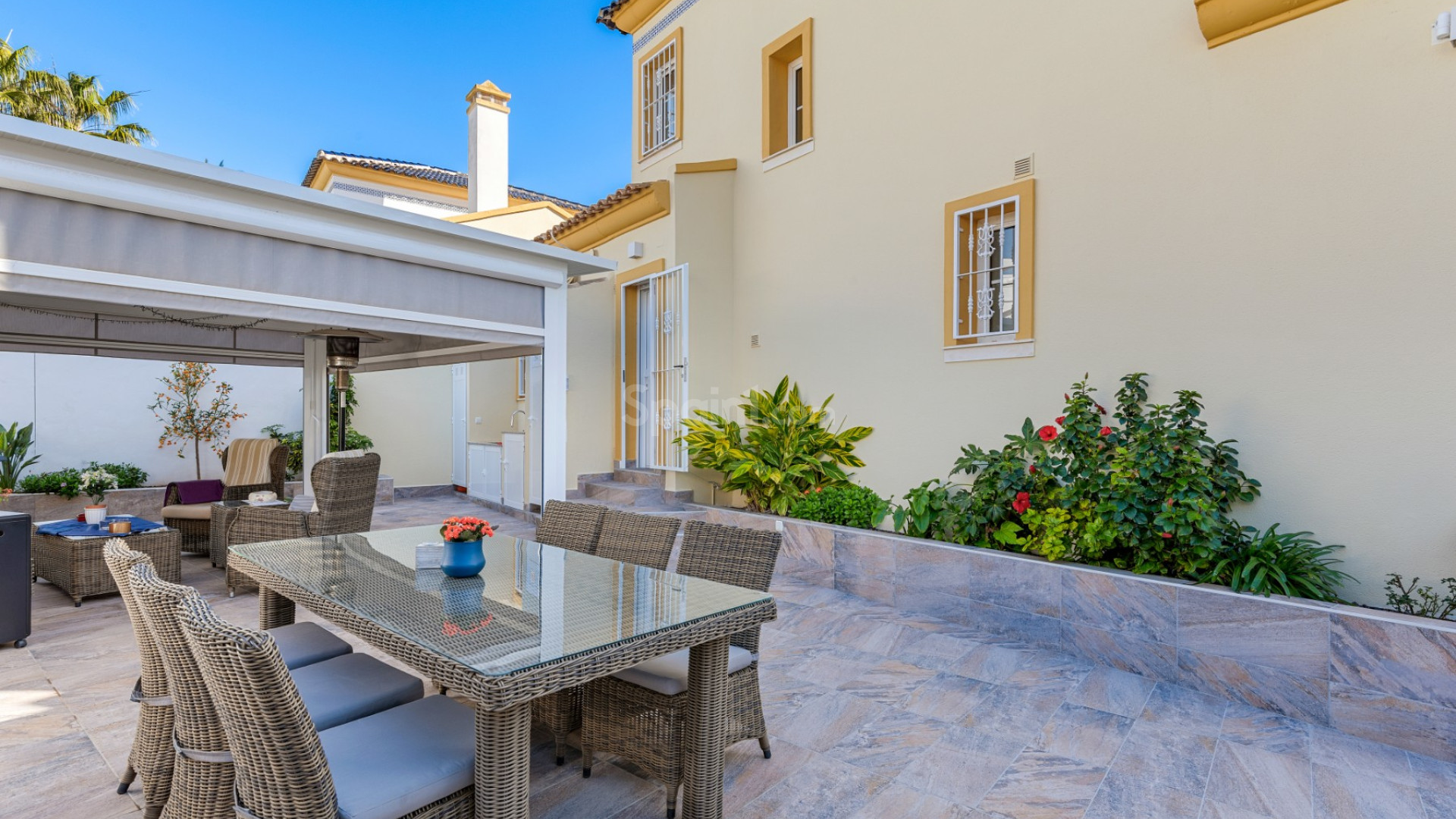 Resale - Villa -
Orihuela Costa - Los Dolses