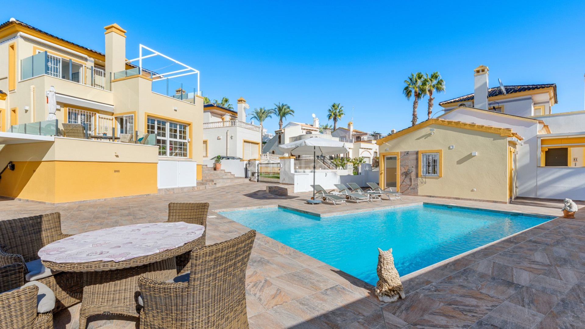 Resale - Villa -
Orihuela Costa - Los Dolses