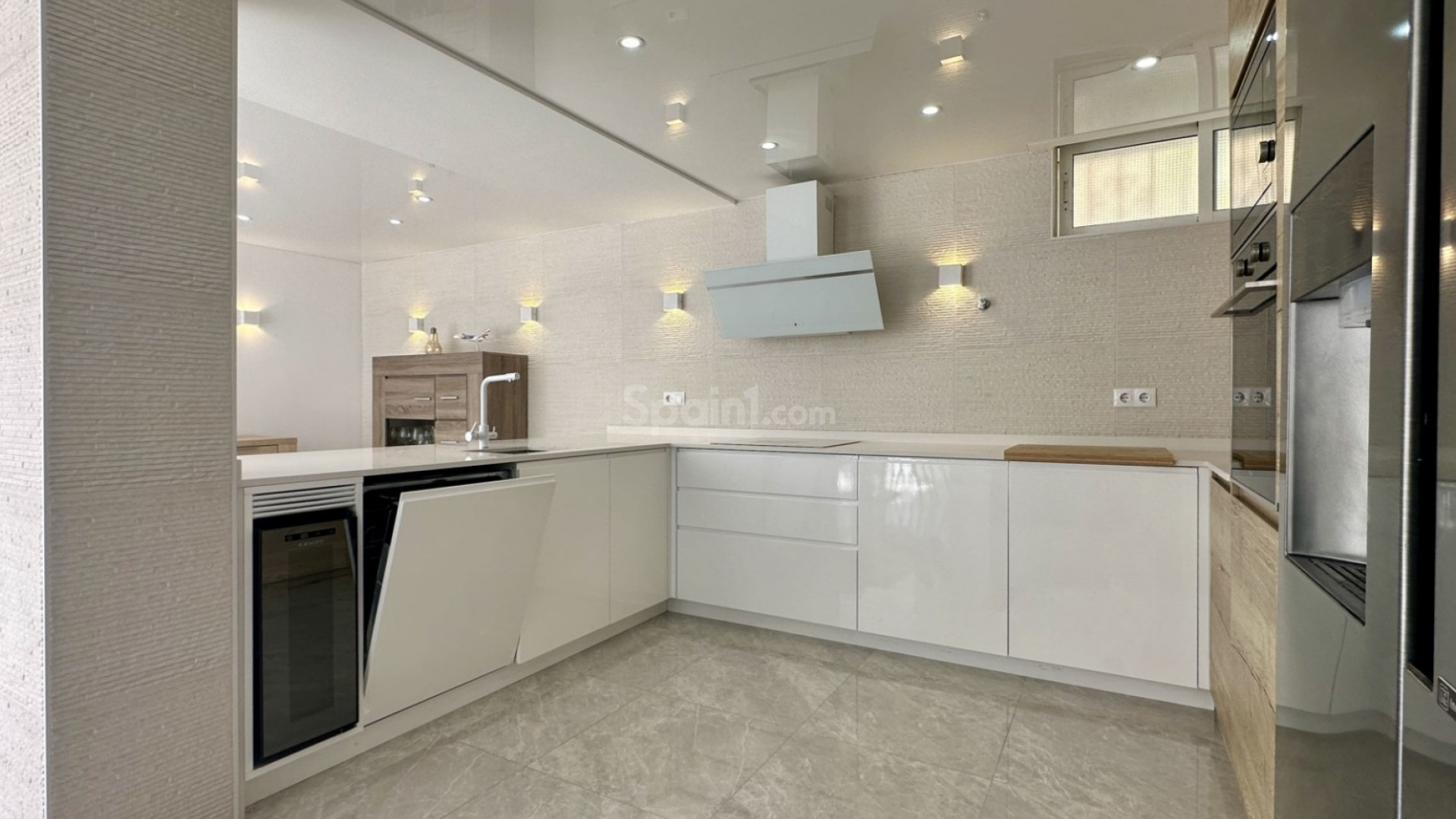 Resale - Villa -
Orihuela Costa - Los Dolses