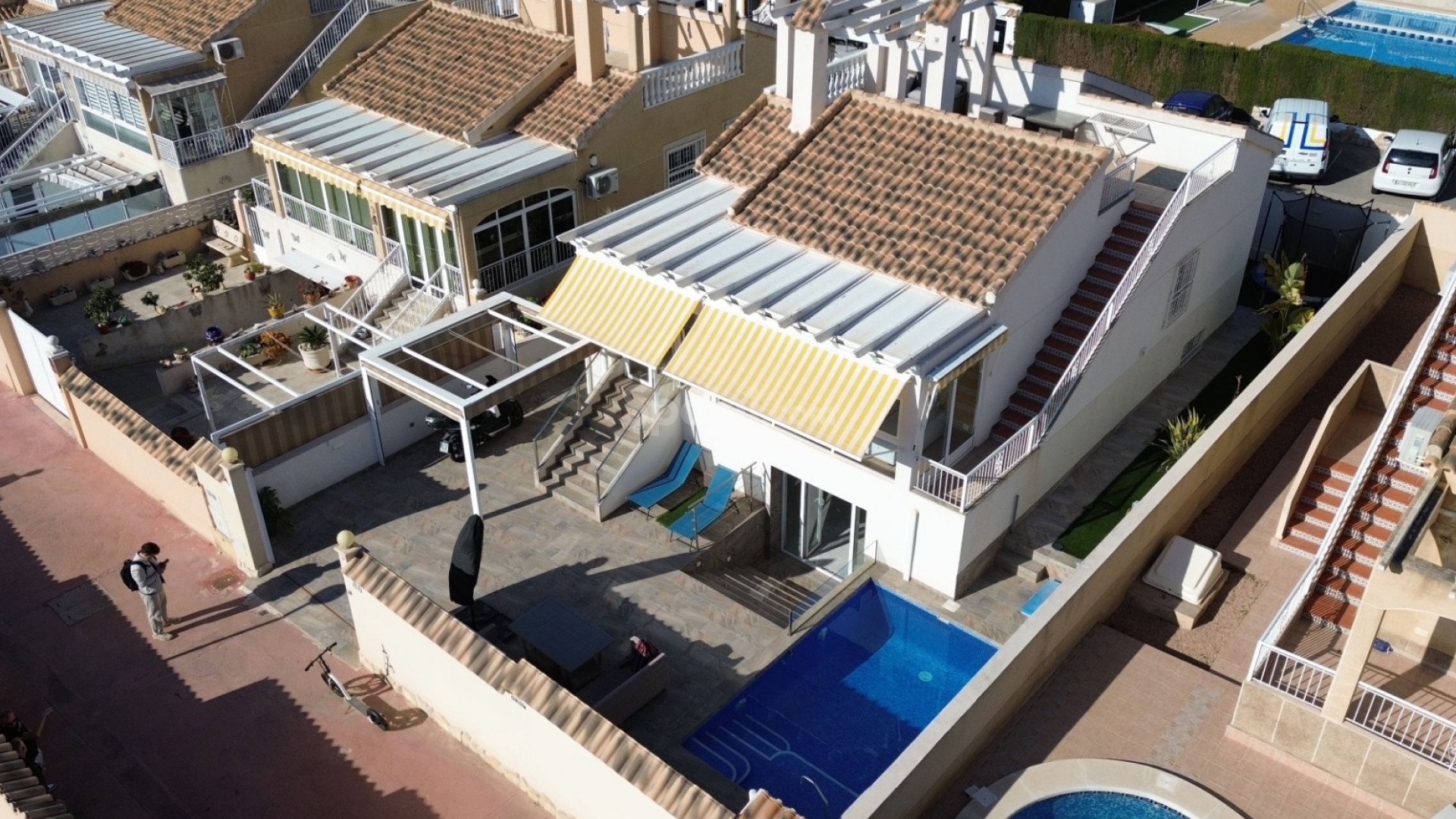 Resale - Villa -
Orihuela Costa - Los Dolses