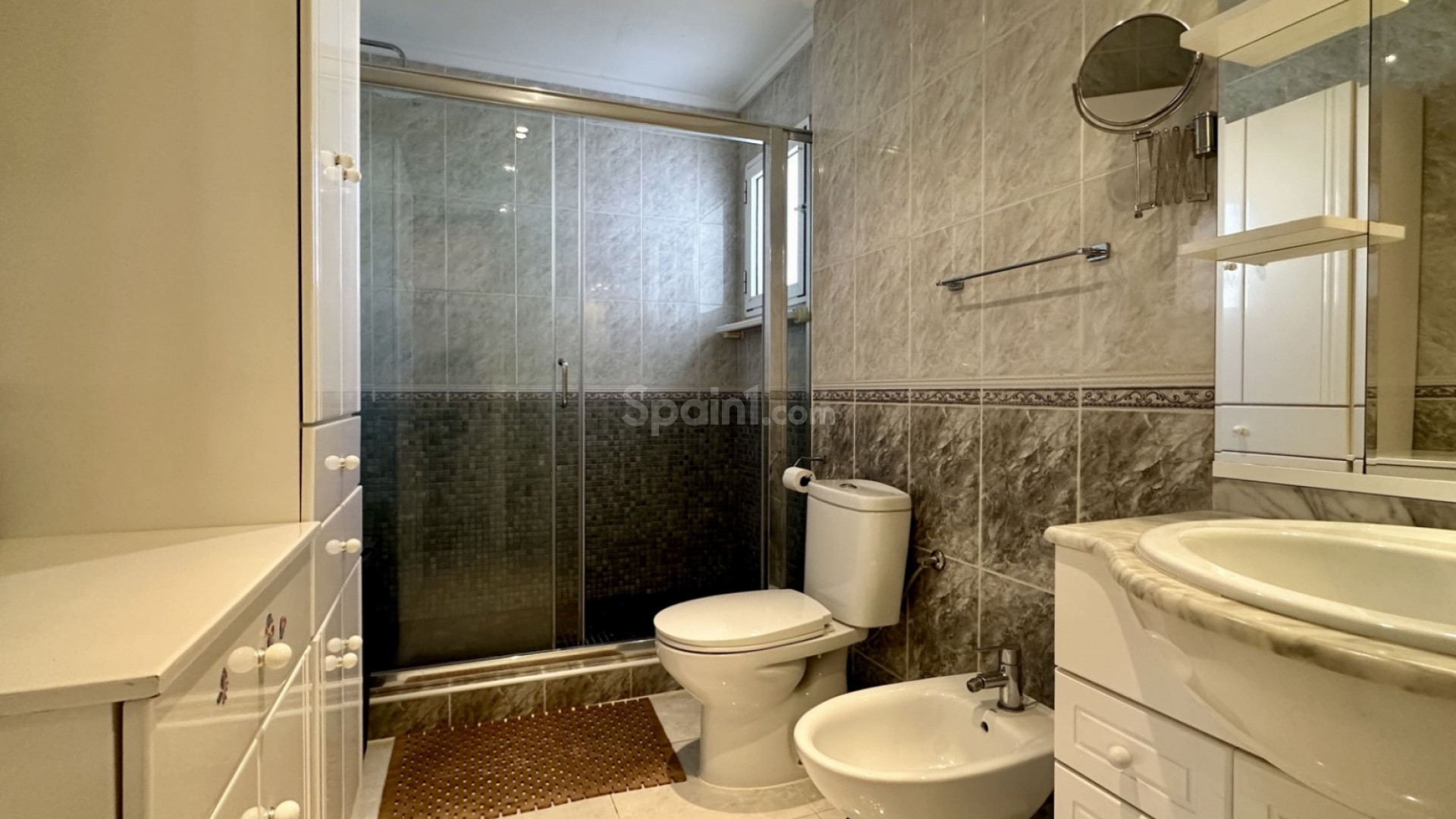 Resale - Villa -
Orihuela Costa - Los Dolses