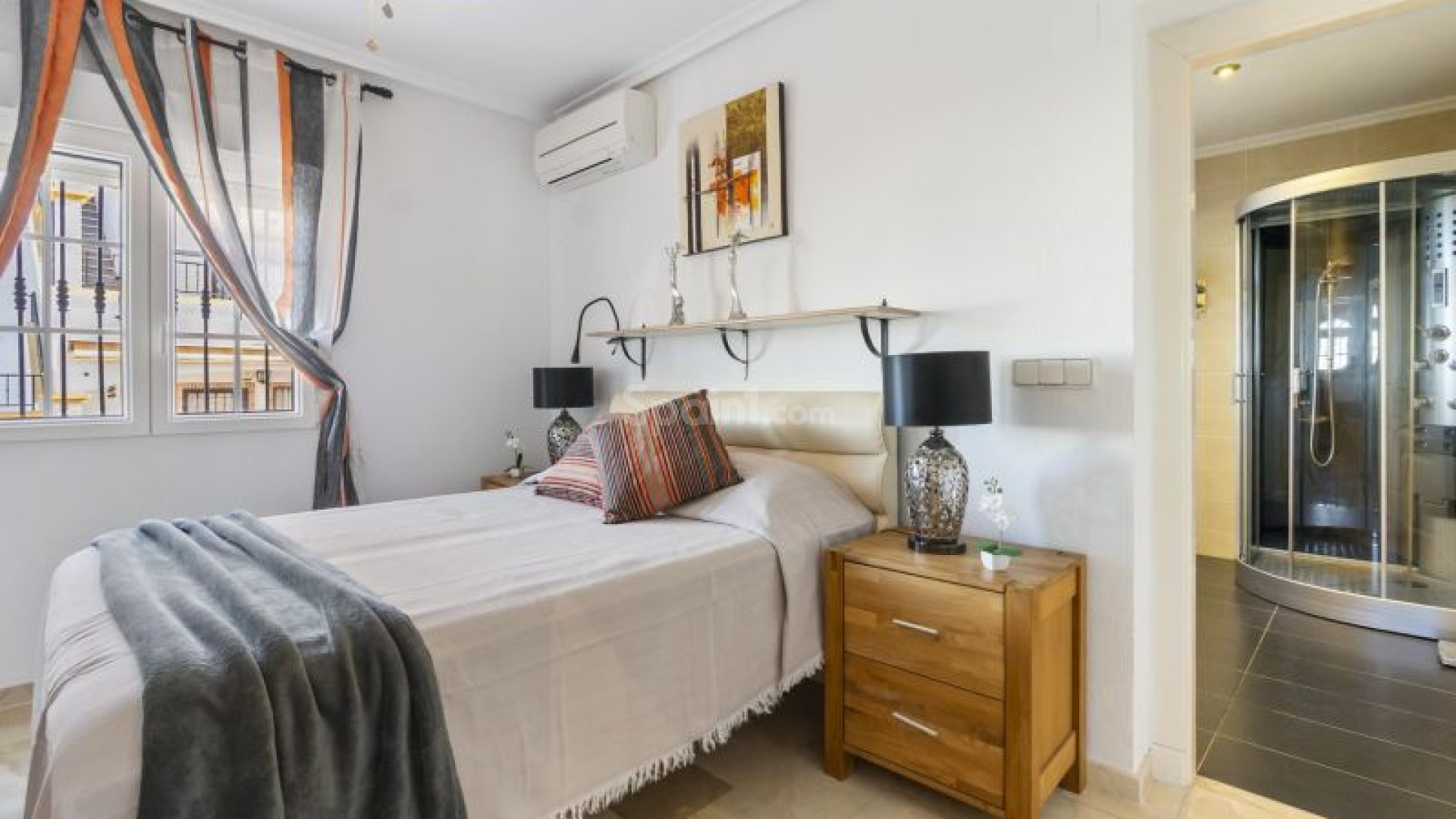 Resale - Villa -
Orihuela Costa - Los Dolses