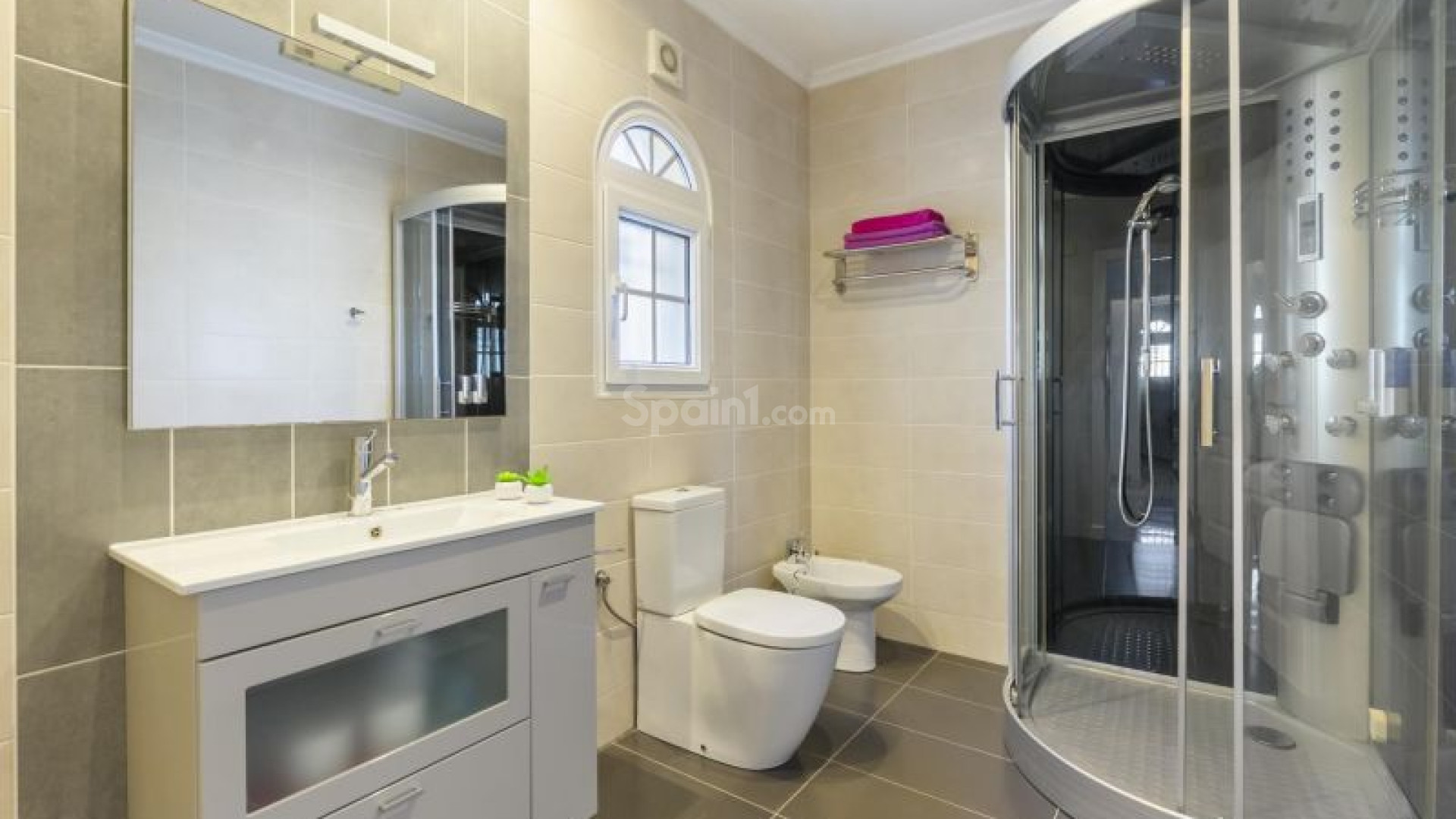 Resale - Villa -
Orihuela Costa - Los Dolses