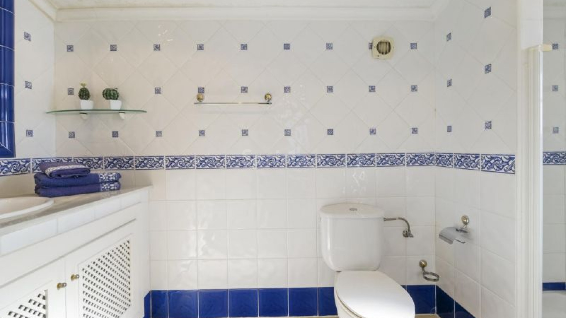 Resale - Villa -
Orihuela Costa - Los Dolses