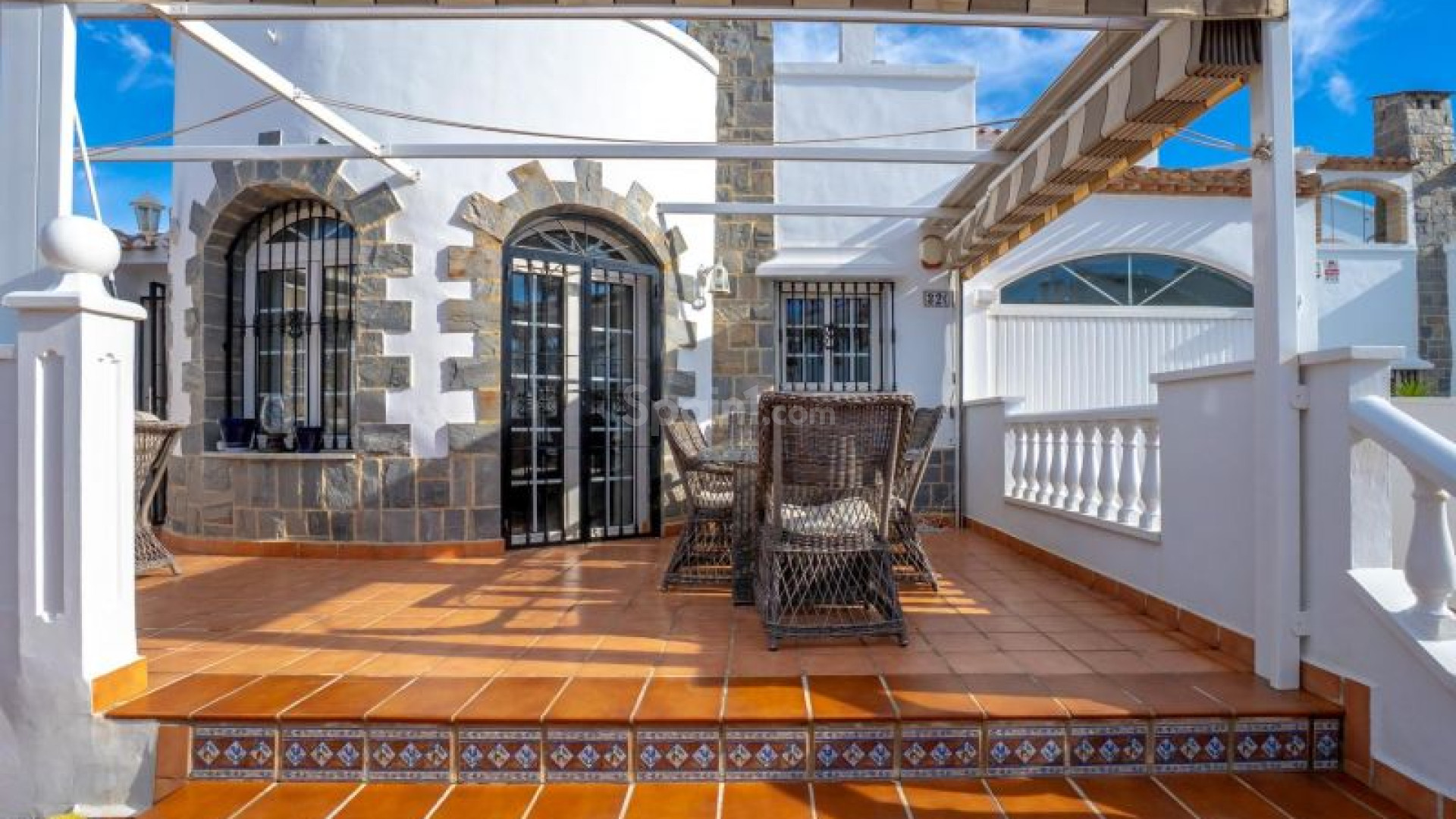 Resale - Villa -
Orihuela Costa - Los Dolses