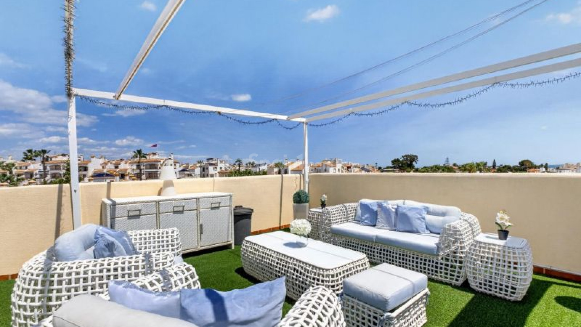 Resale - Villa -
Orihuela Costa - Los Dolses