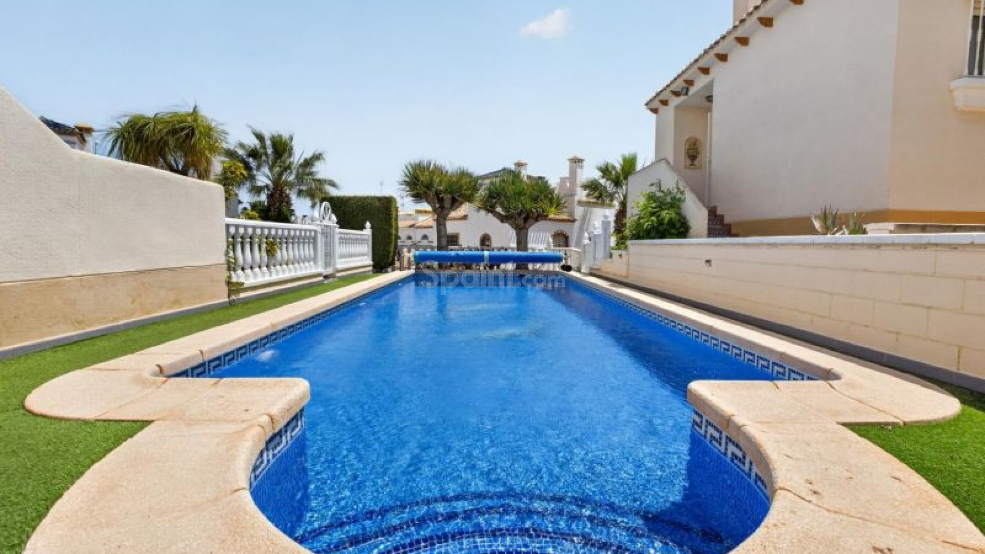 Resale - Villa -
Orihuela Costa - Los Dolses