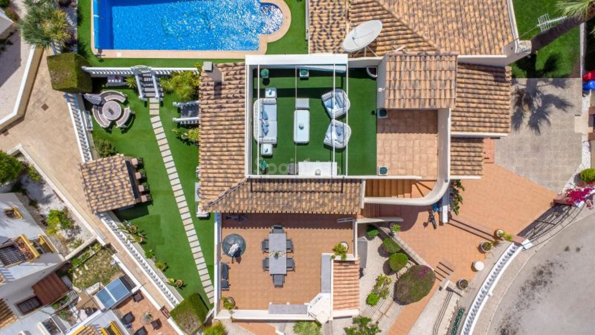 Resale - Villa -
Orihuela Costa - Los Dolses
