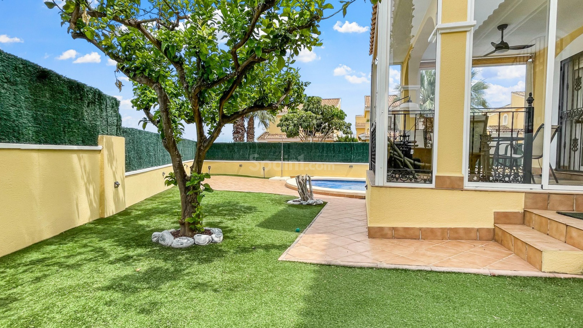 Resale - Villa -
Orihuela Costa - Los Dolses