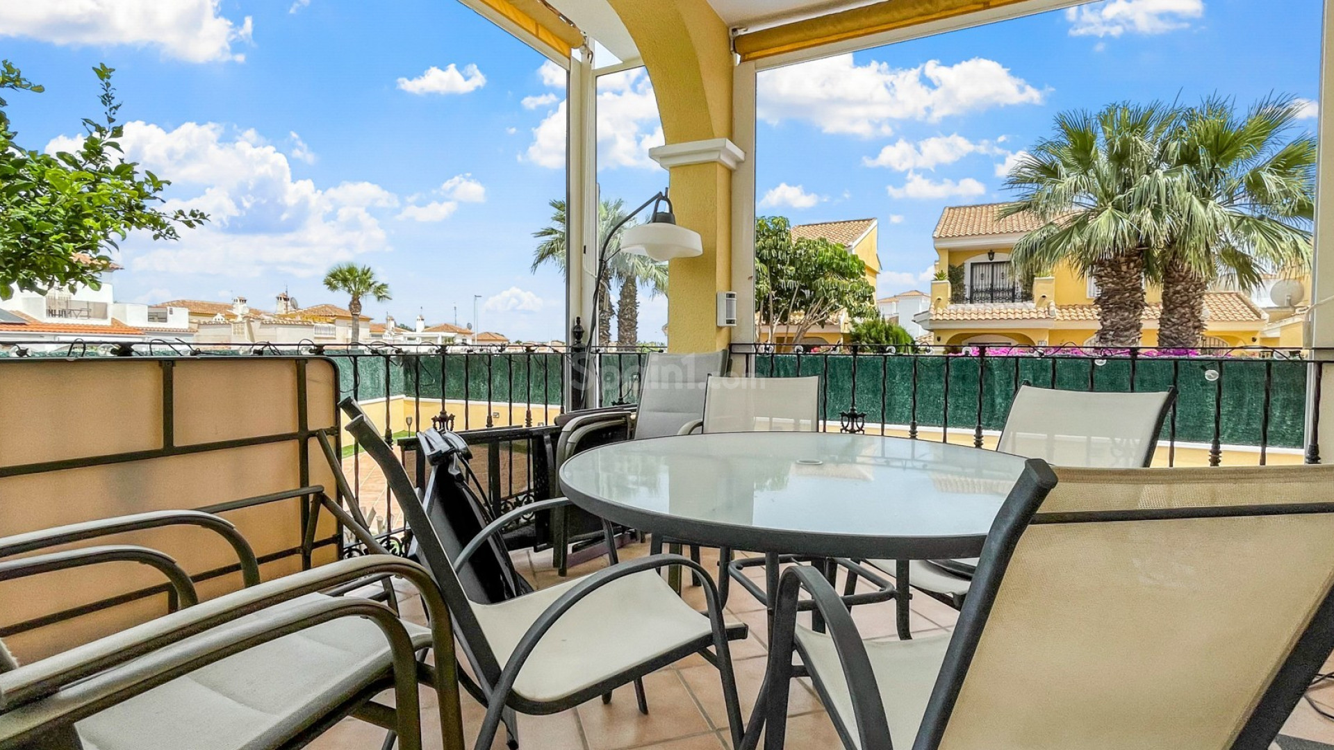 Resale - Villa -
Orihuela Costa - Los Dolses