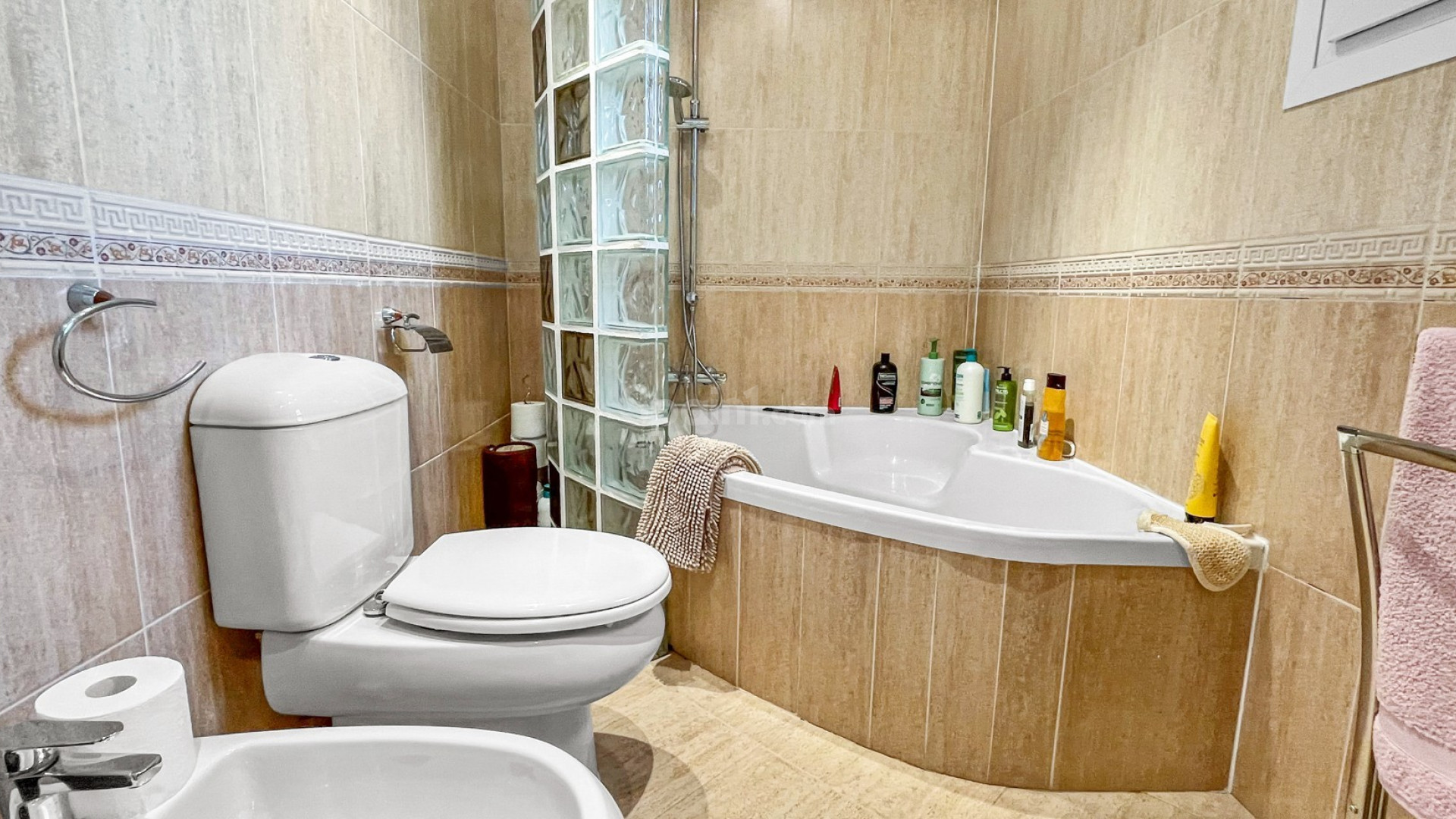Resale - Villa -
Orihuela Costa - Los Dolses