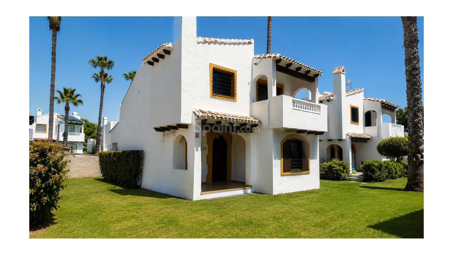 Resale - Villa -
Orihuela Costa - Los Dolses