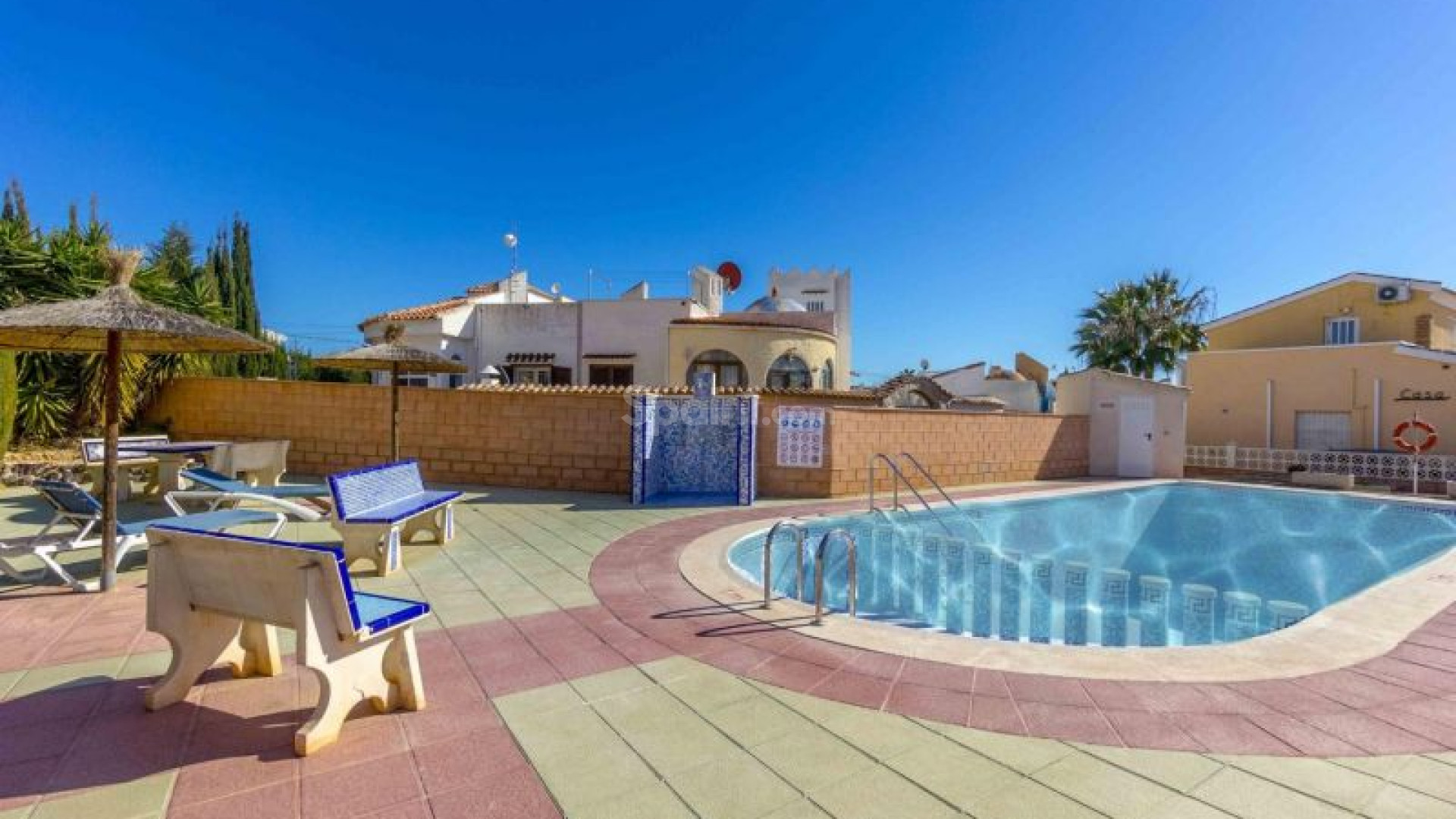 Resale - Villa -
Orihuela Costa - Playa Flamenca