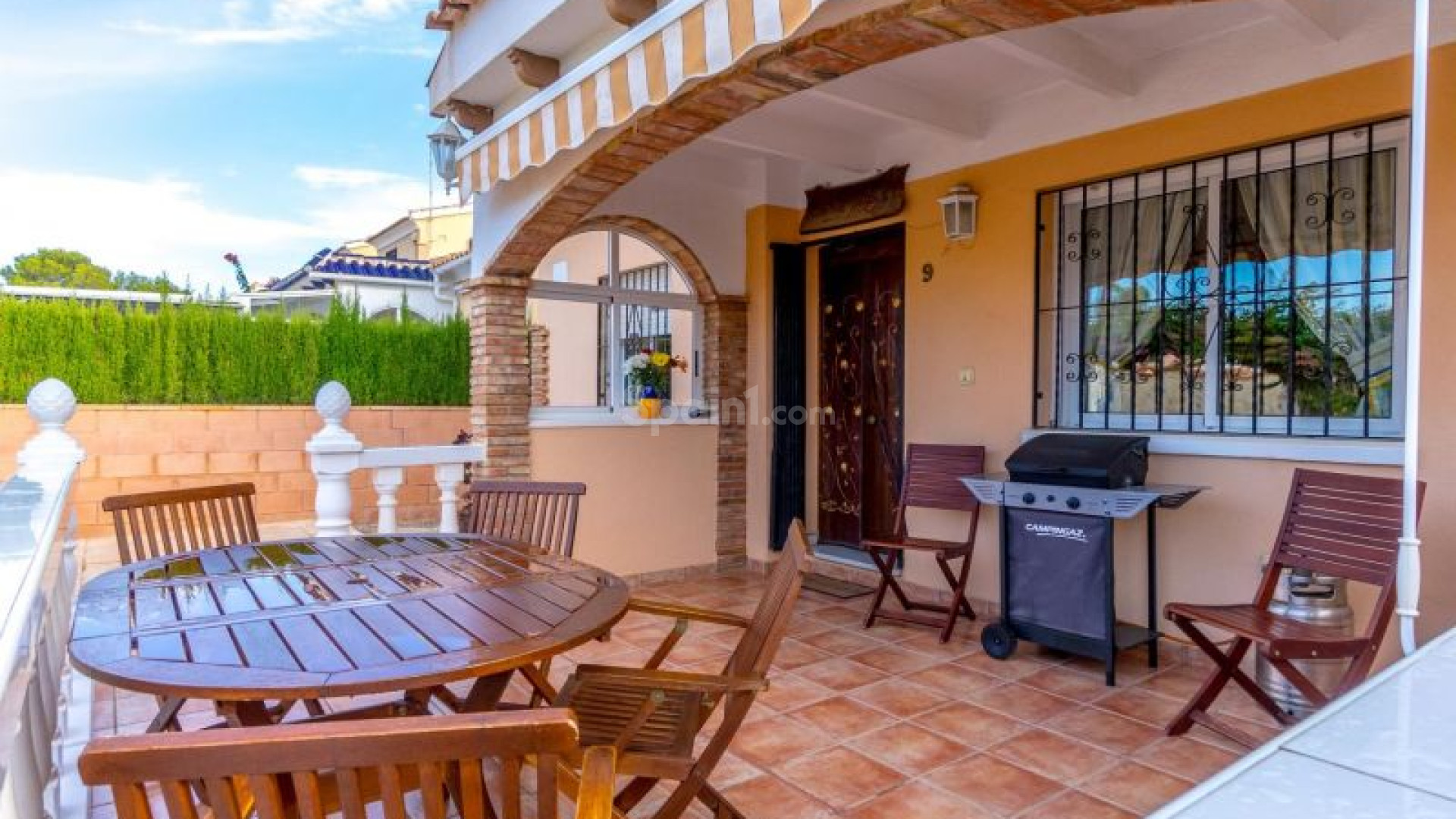 Resale - Villa -
Orihuela Costa - Playa Flamenca