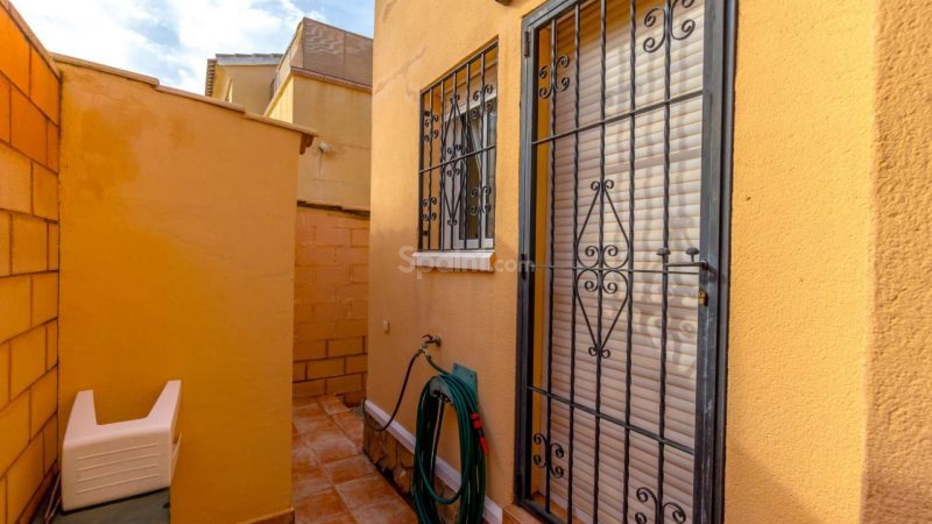 Resale - Villa -
Orihuela Costa - Playa Flamenca