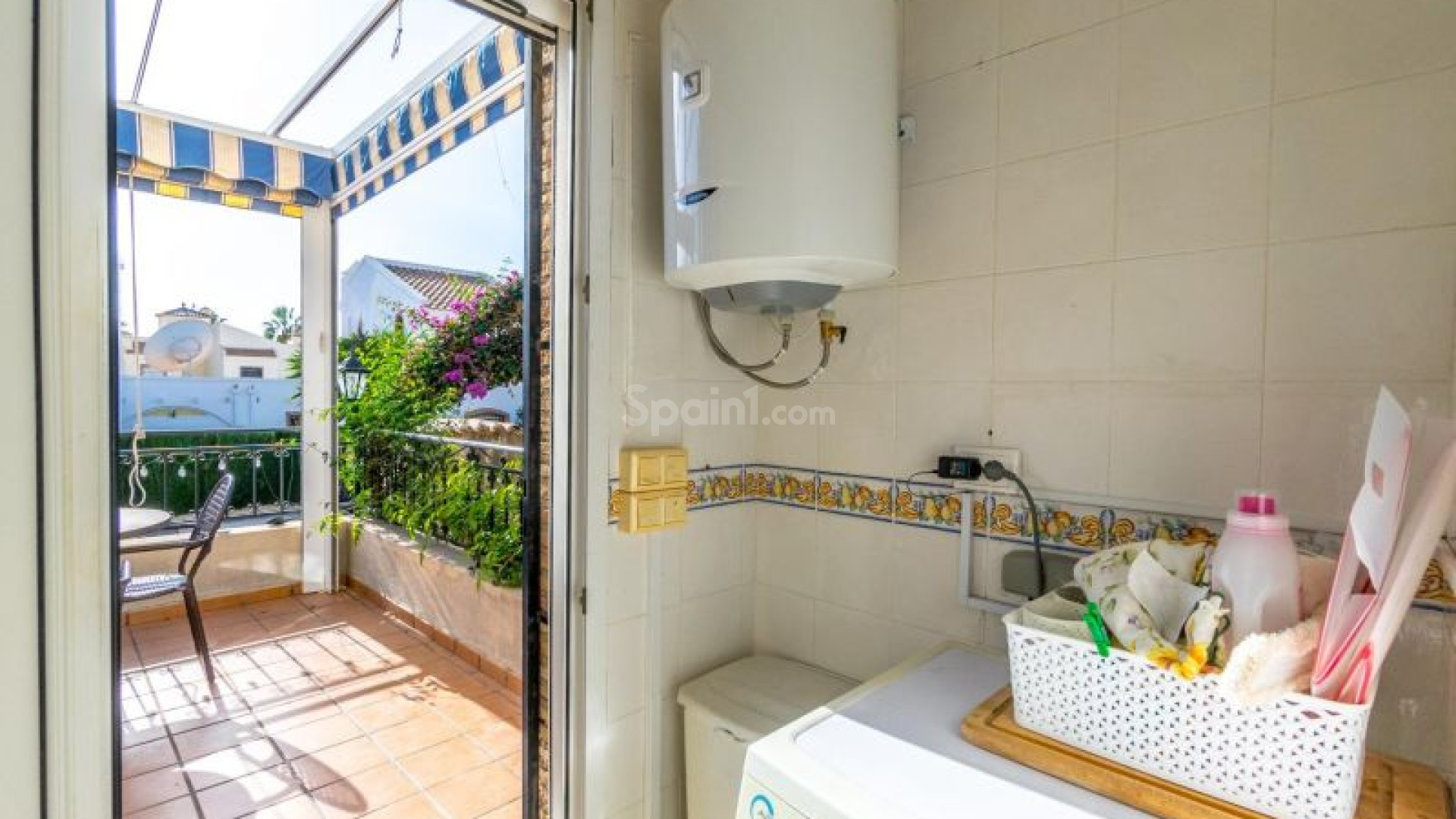 Resale - Villa -
Orihuela Costa - Playa Flamenca