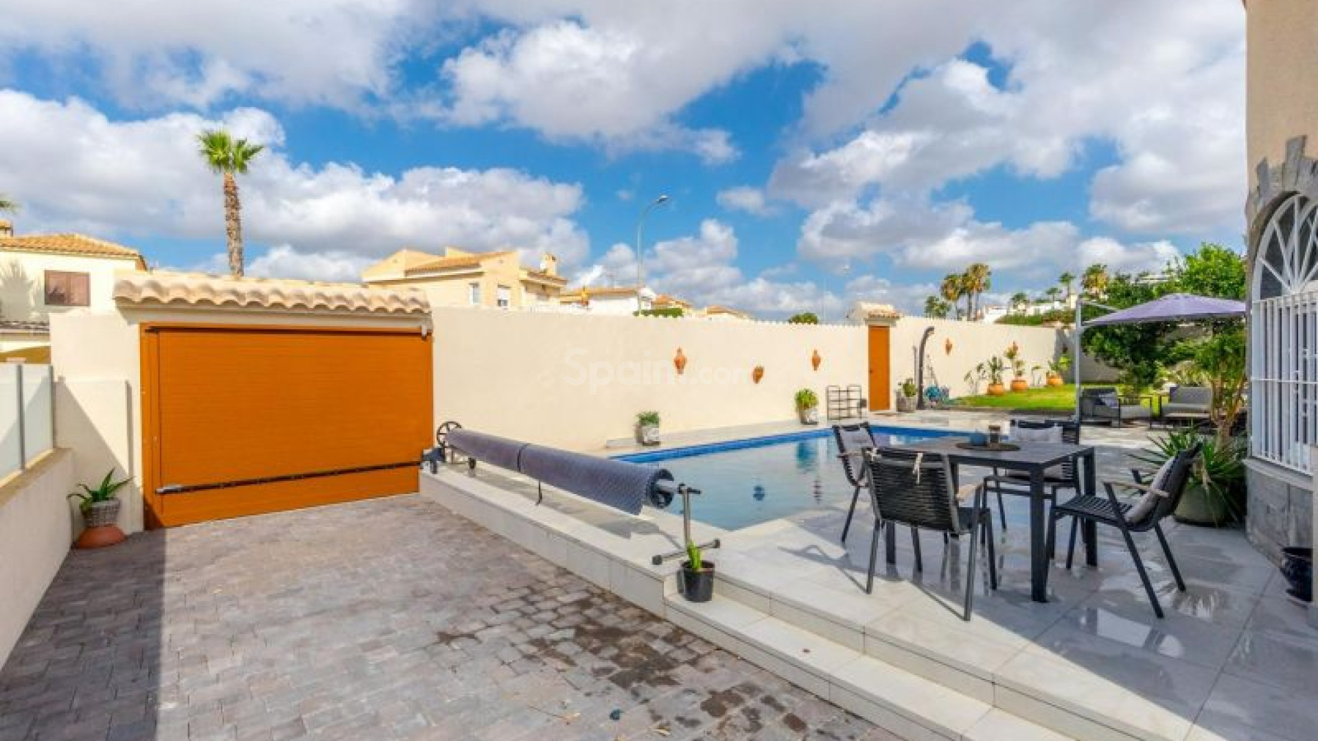 Resale - Villa -
Orihuela Costa - Playa Flamenca