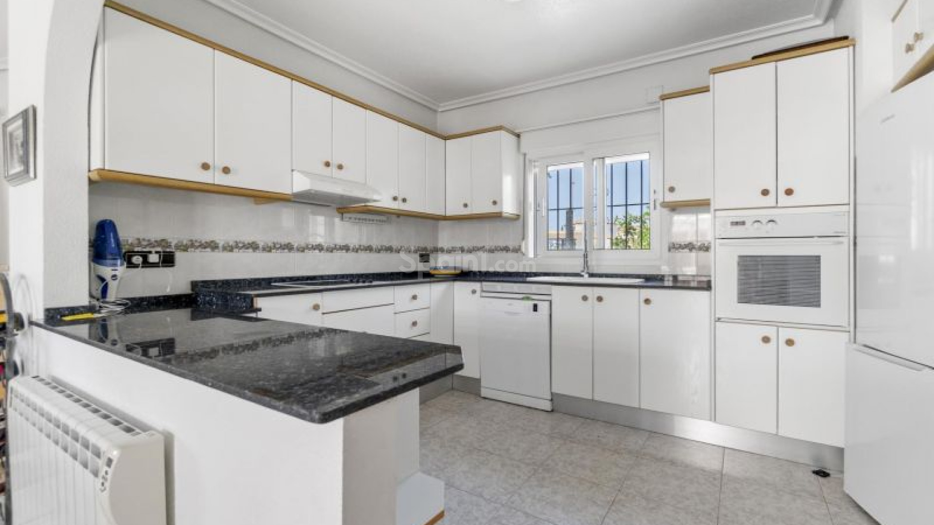 Resale - Villa -
Orihuela Costa - Playa Flamenca