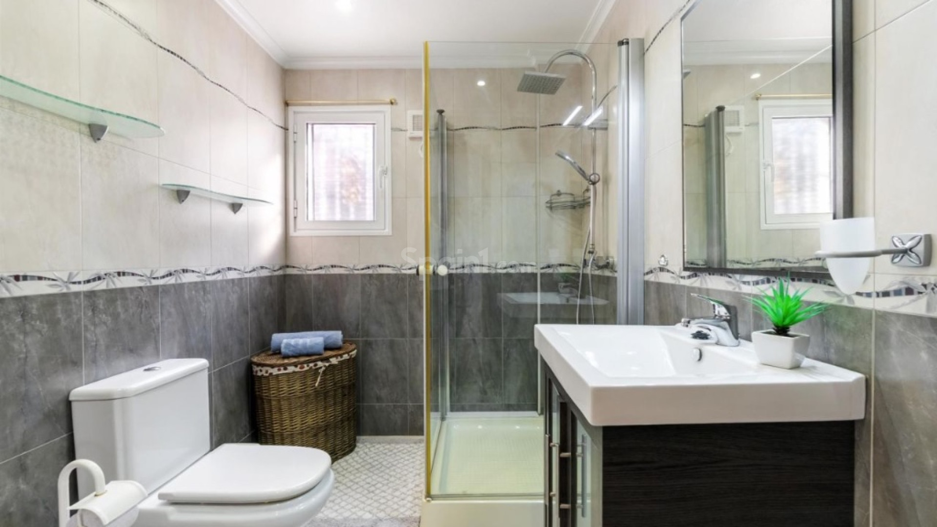 Resale - Villa -
Orihuela Costa - Playa Flamenca