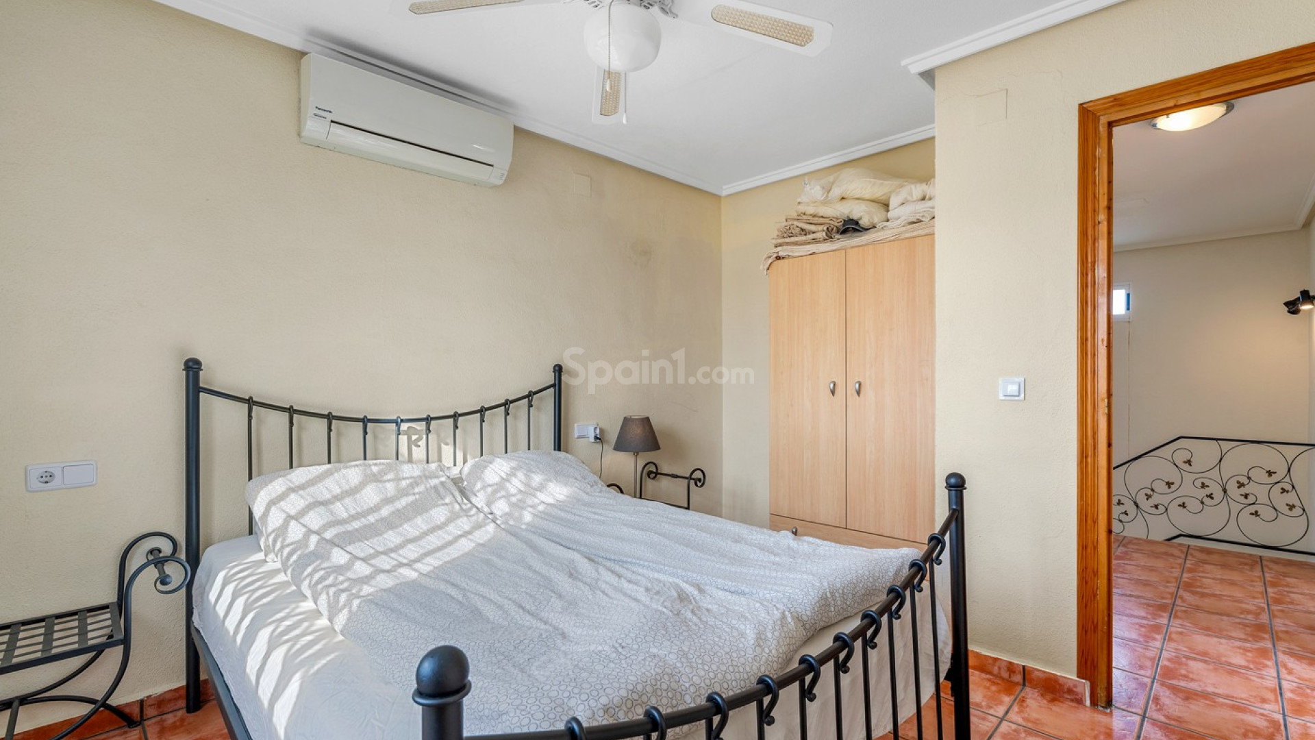 Resale - Villa -
Orihuela Costa - Playa Flamenca