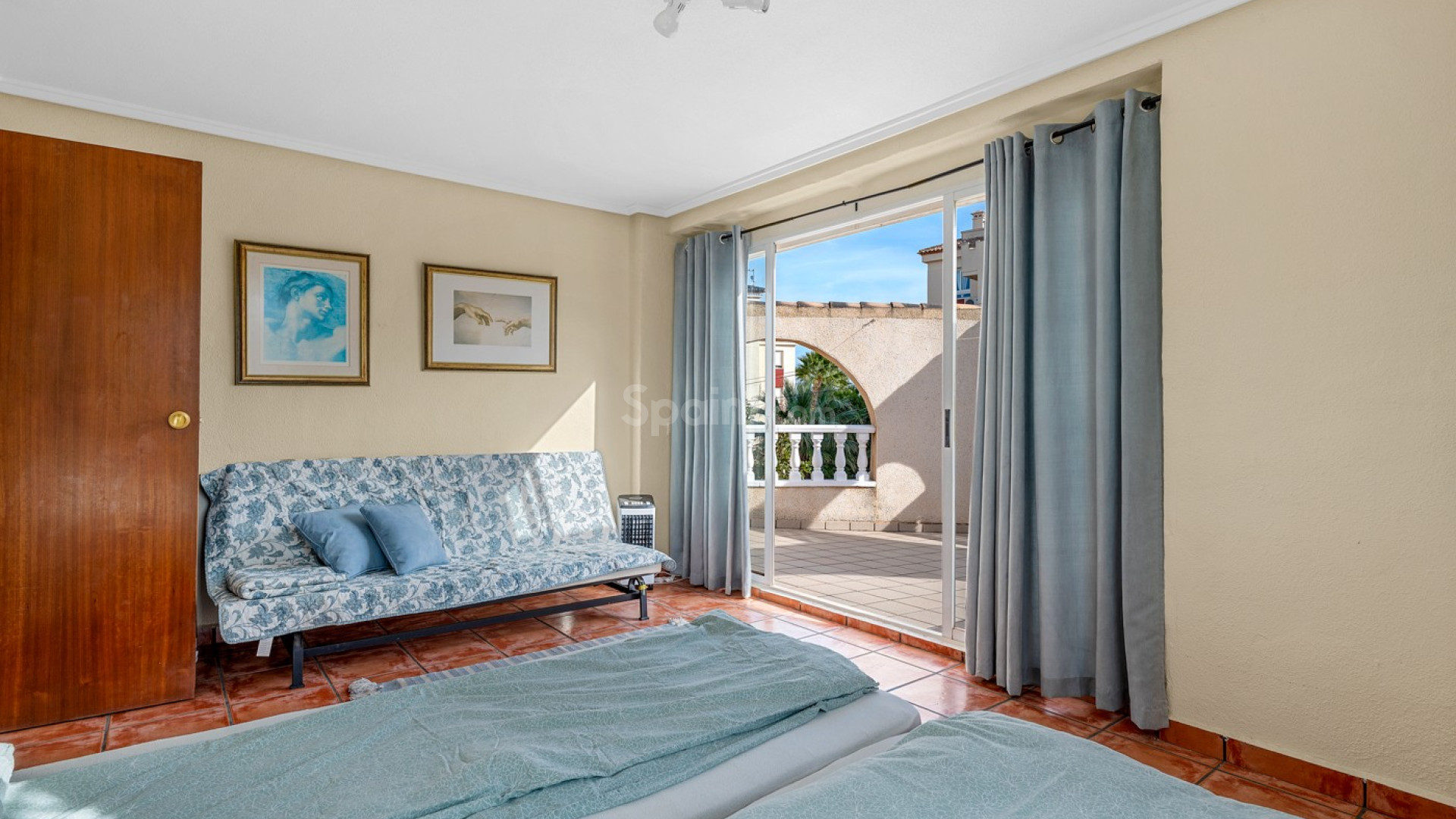 Resale - Villa -
Orihuela Costa - Playa Flamenca