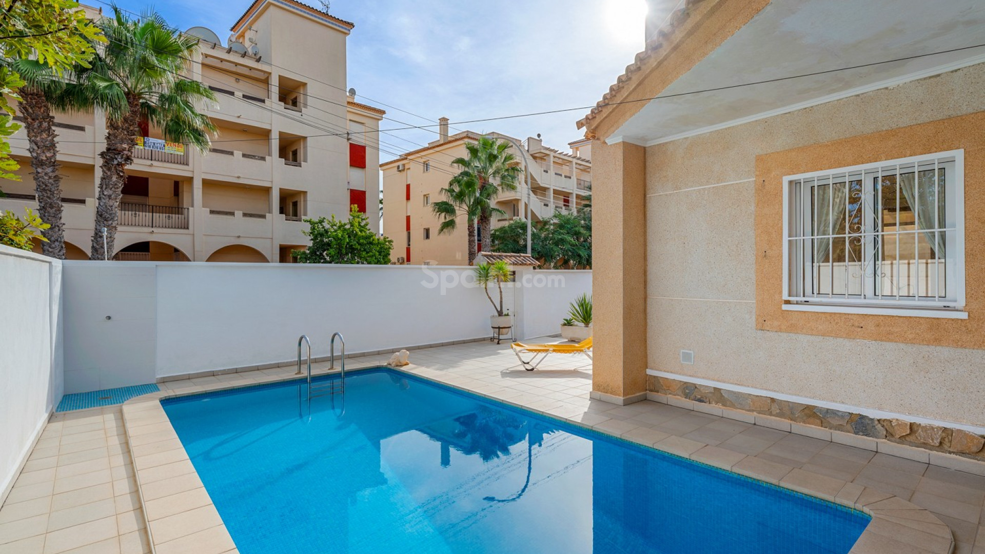 Resale - Villa -
Orihuela Costa - Playa Flamenca