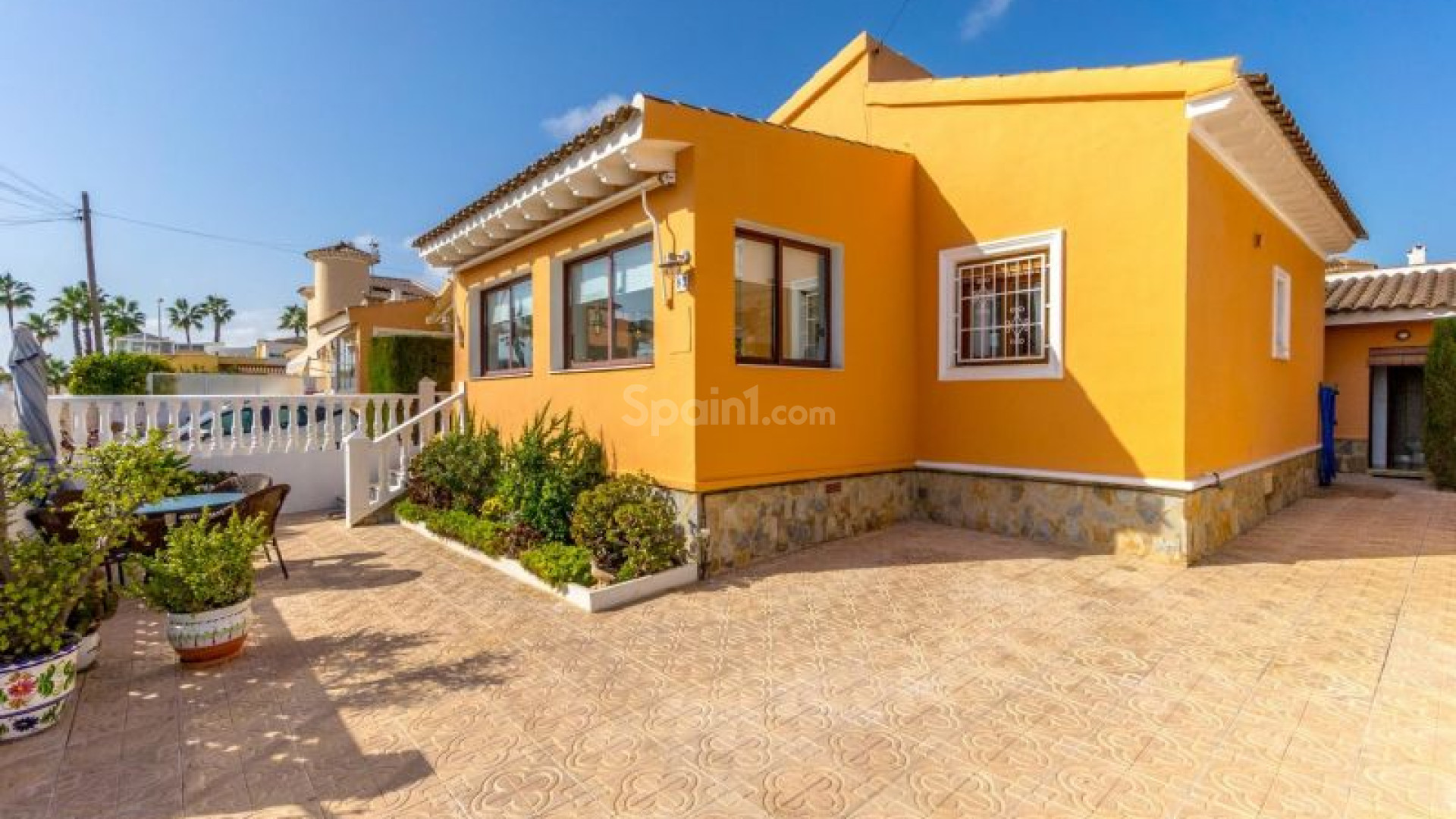 Resale - Villa -
Orihuela Costa - Punta Prima