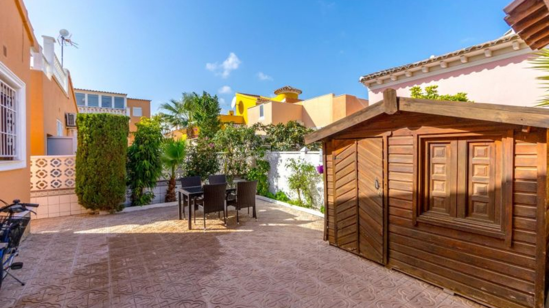 Resale - Villa -
Orihuela Costa - Punta Prima