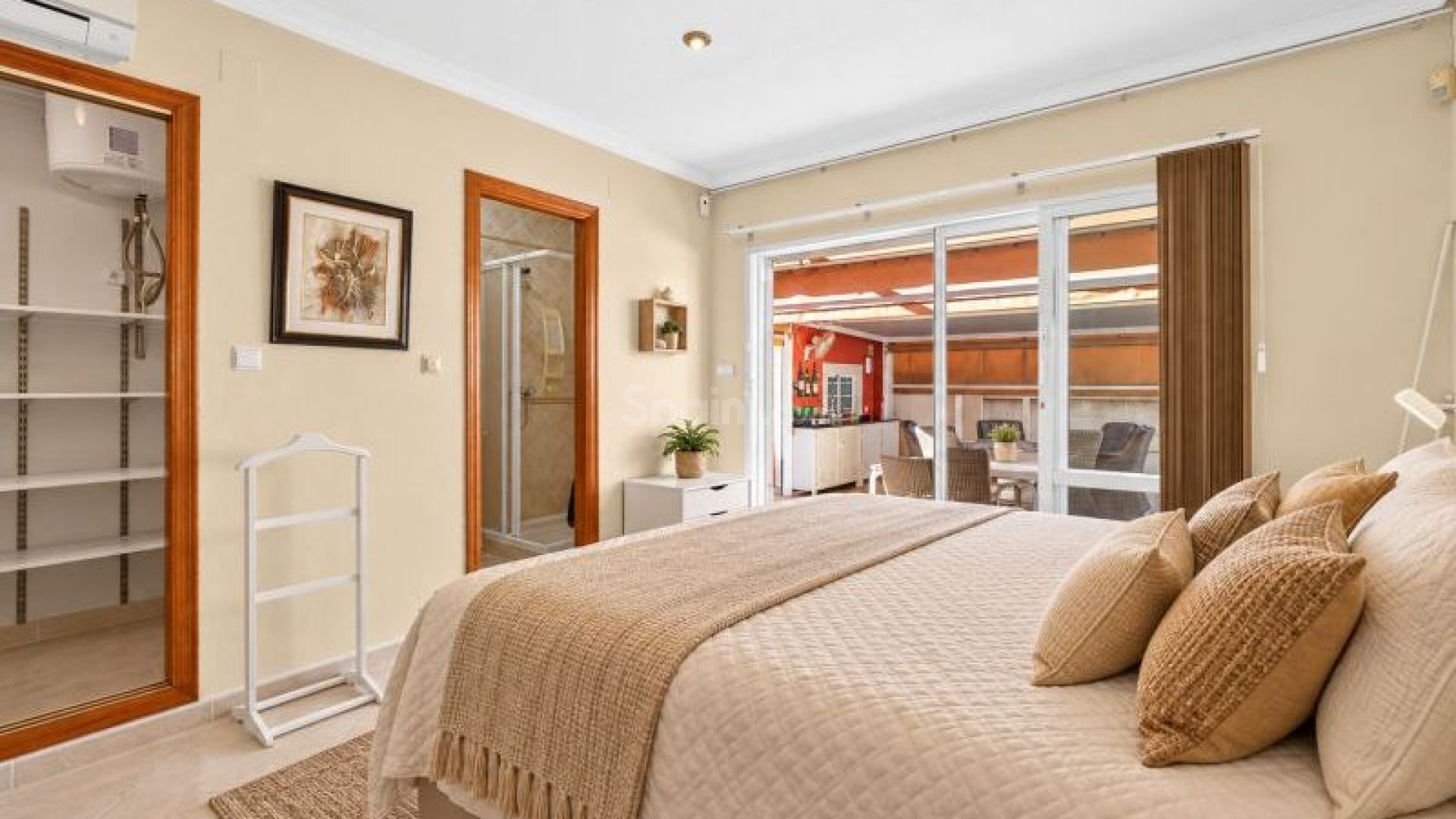 Resale - Villa -
Orihuela Costa - Punta Prima