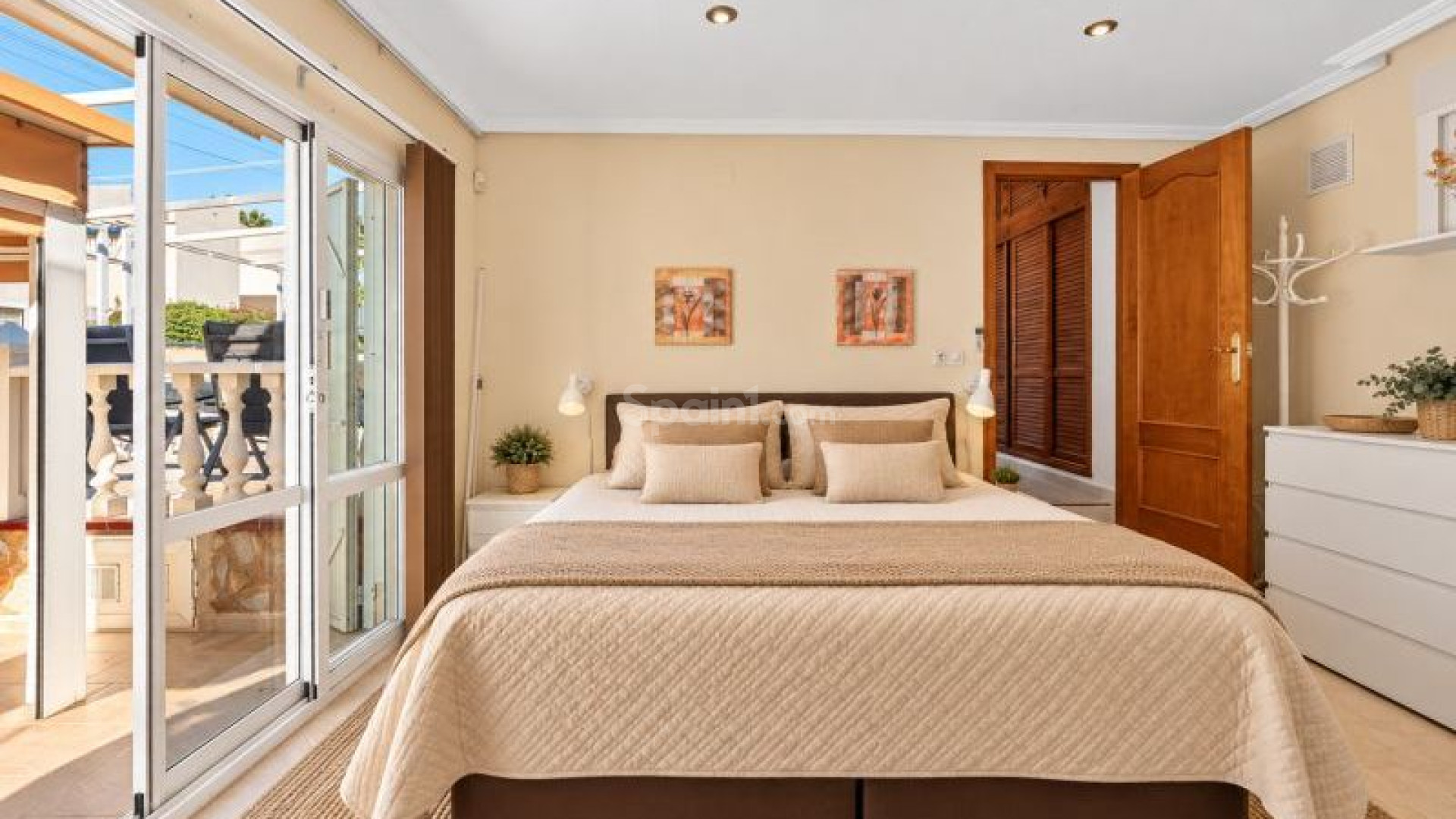 Resale - Villa -
Orihuela Costa - Punta Prima