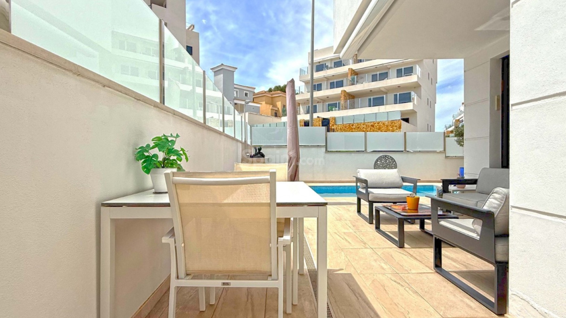 Resale - Villa -
Orihuela Costa - Villamartín