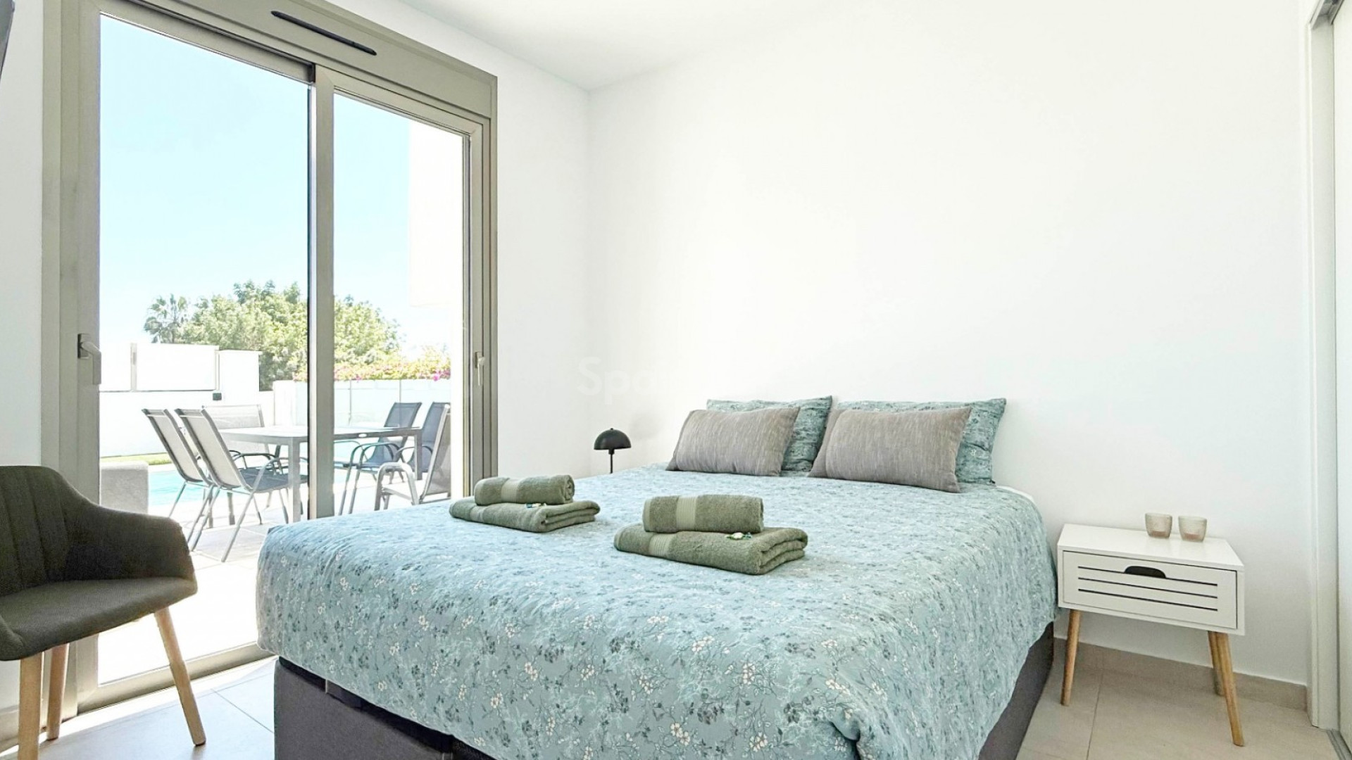 Resale - Villa -
Orihuela Costa - Villamartín