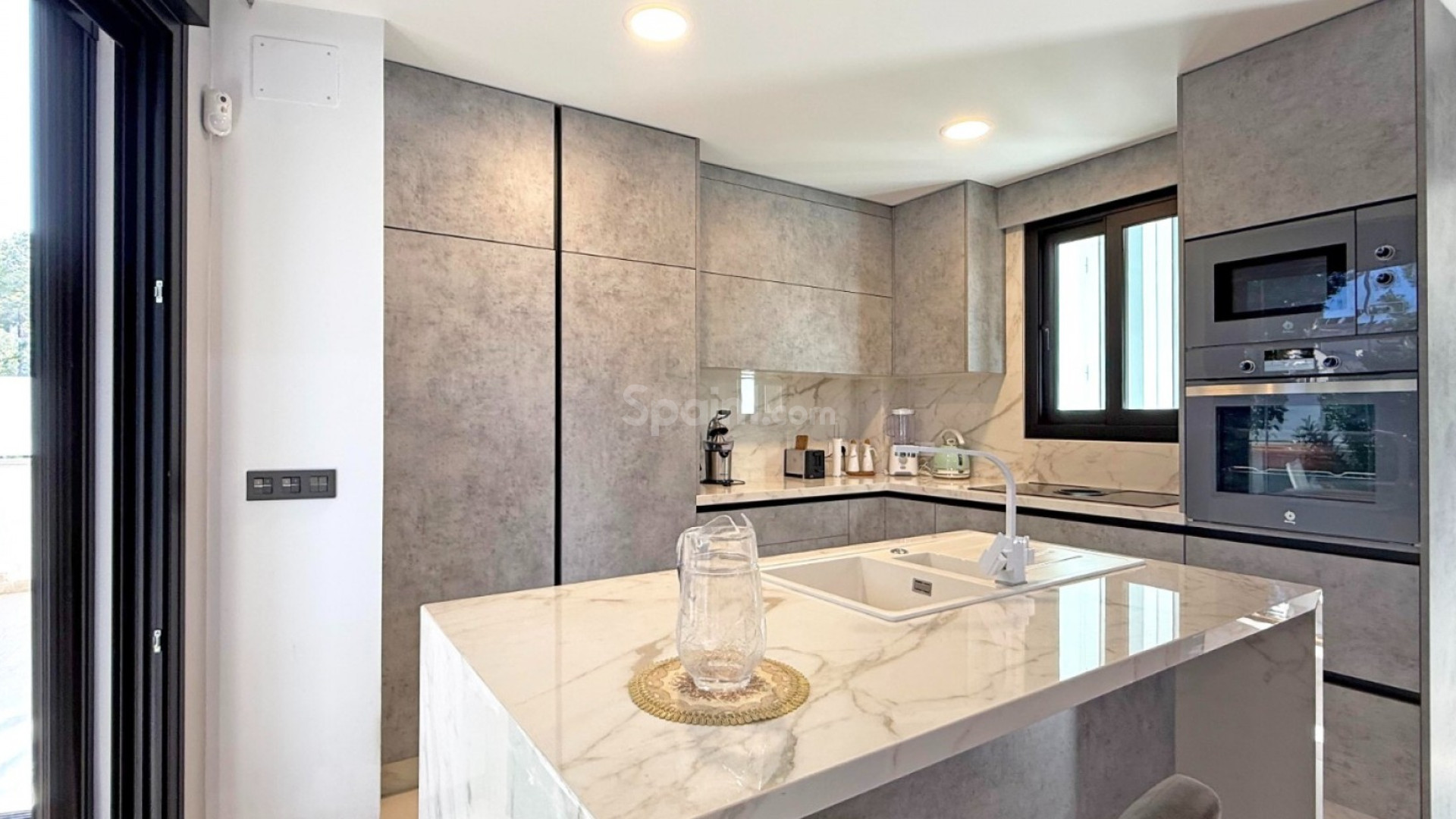 Resale - Villa -
Orihuela Costa - Villamartin