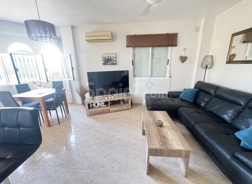 Resale - Villa -
Orihuela Costa - Villamartin