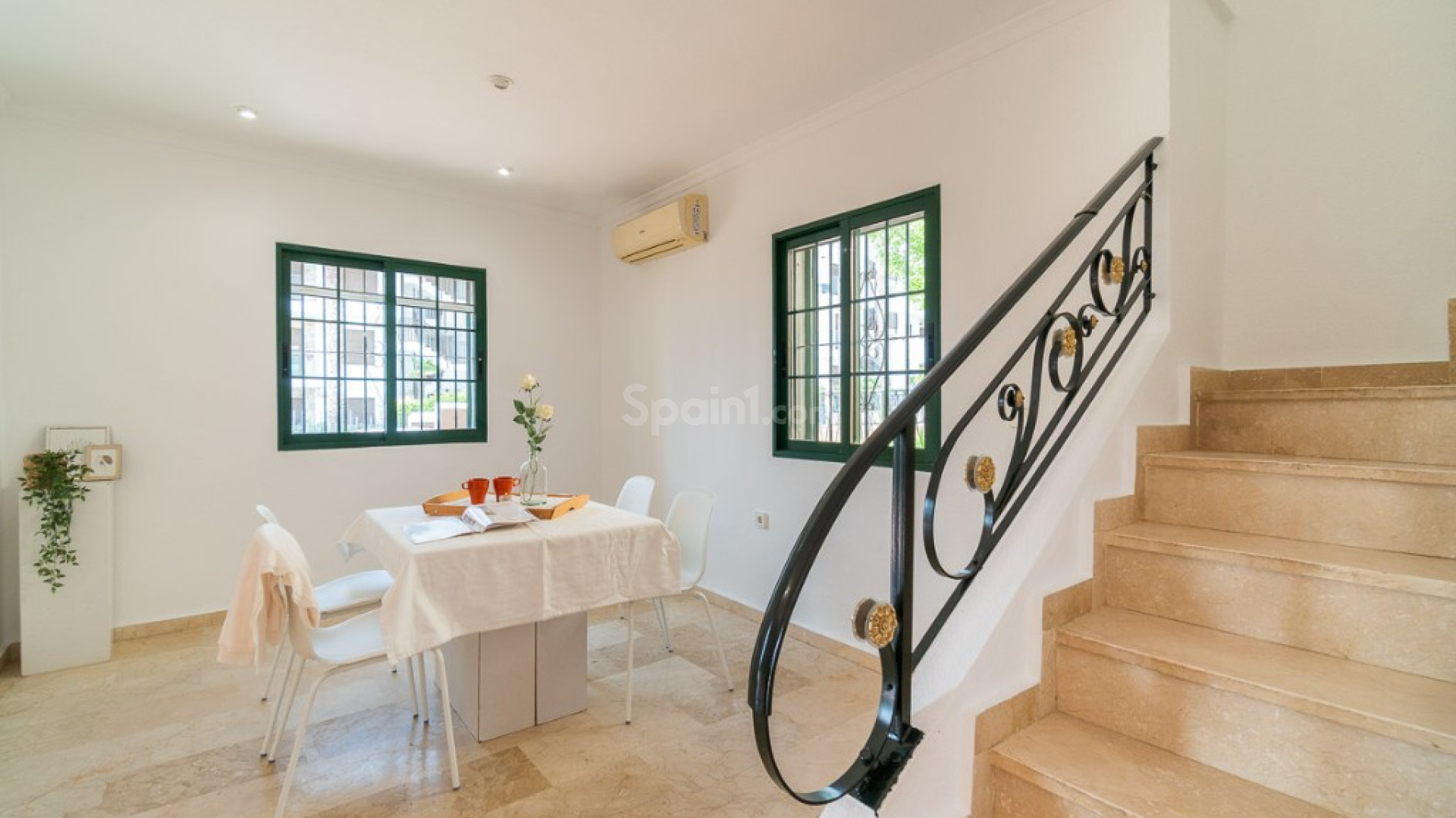 Resale - Villa -
Orihuela Costa - Villamartin