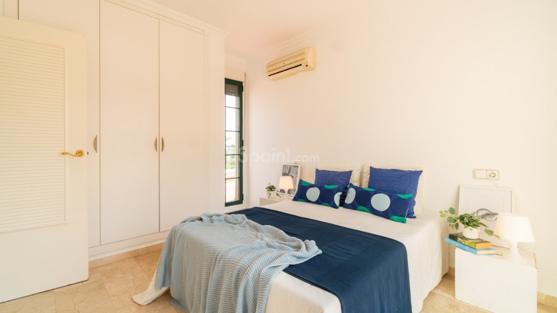 Resale - Villa -
Orihuela Costa - Villamartin