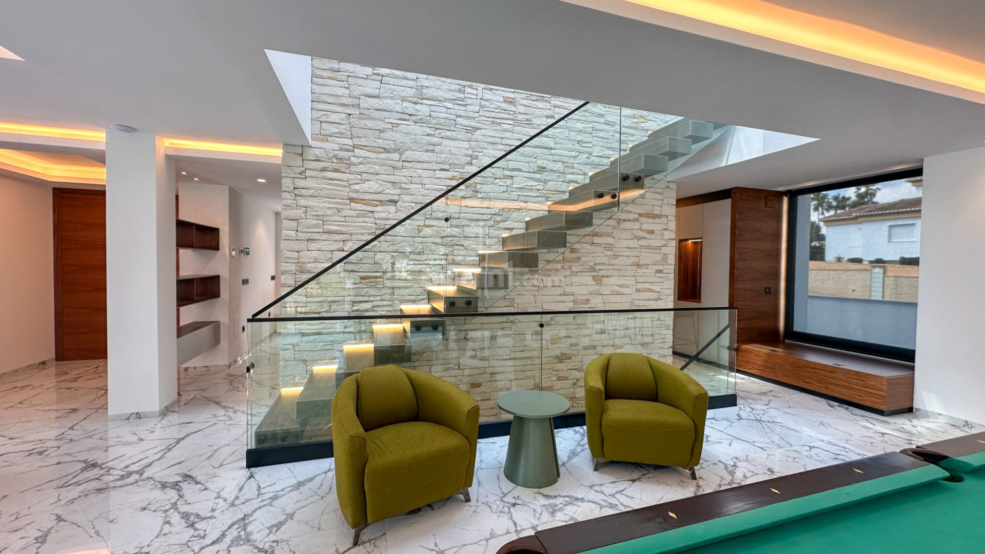 Resale - Villa -
Orihuela Costa - Villamartin