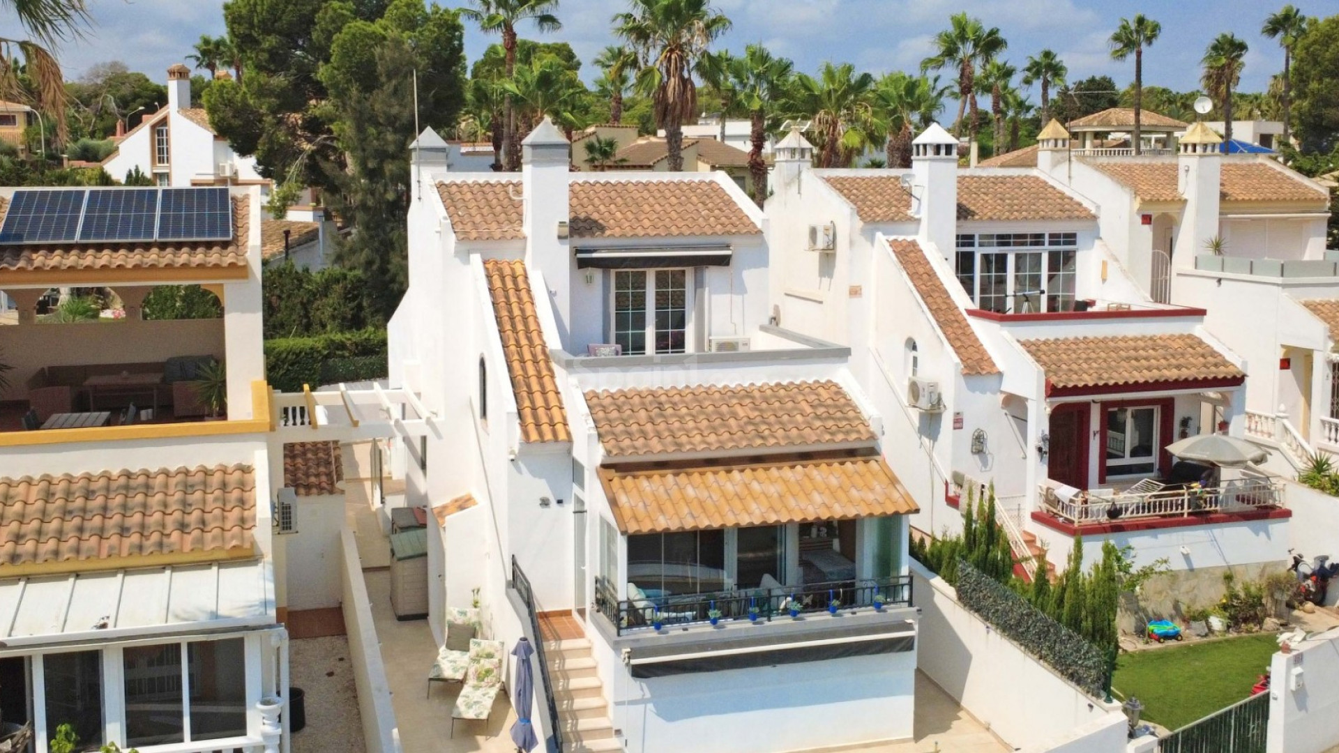 Resale - Villa -
Orihuela Costa - Villamartin