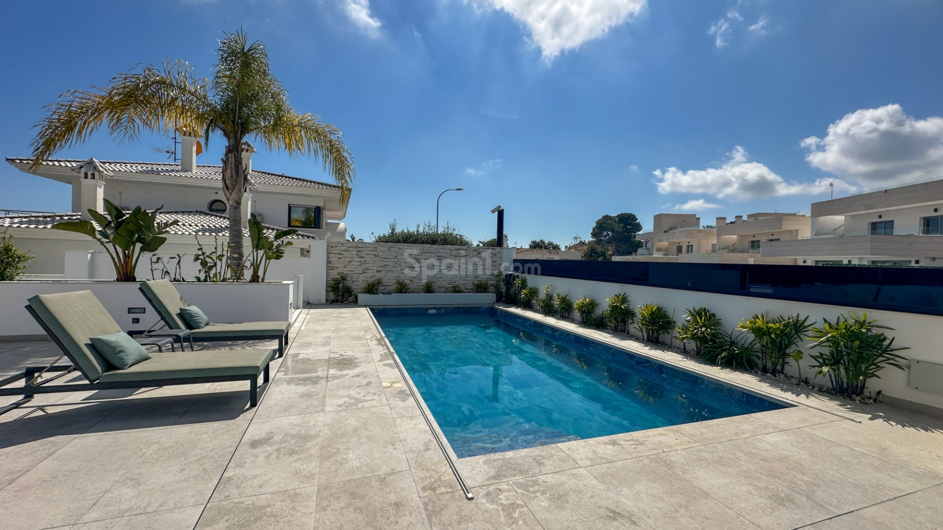 Resale - Villa -
Orihuela Costa - Villamartin