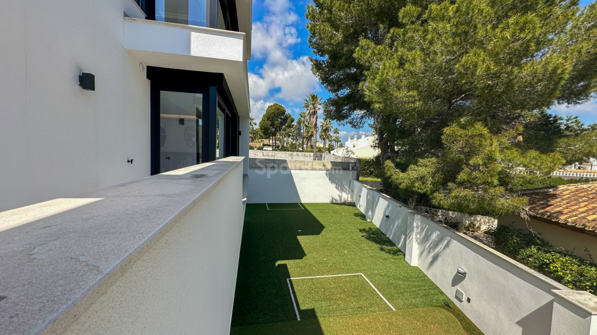 Resale - Villa -
Orihuela Costa - Villamartin
