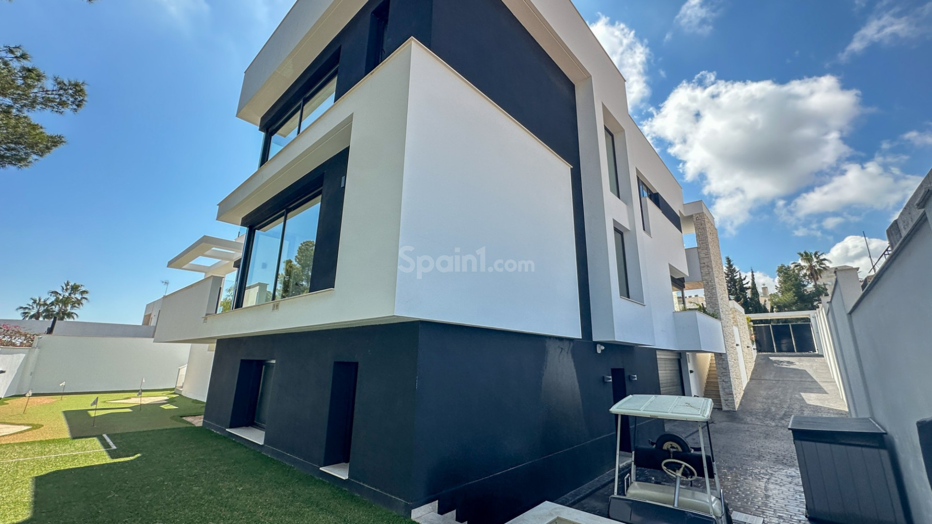 Resale - Villa -
Orihuela Costa - Villamartin