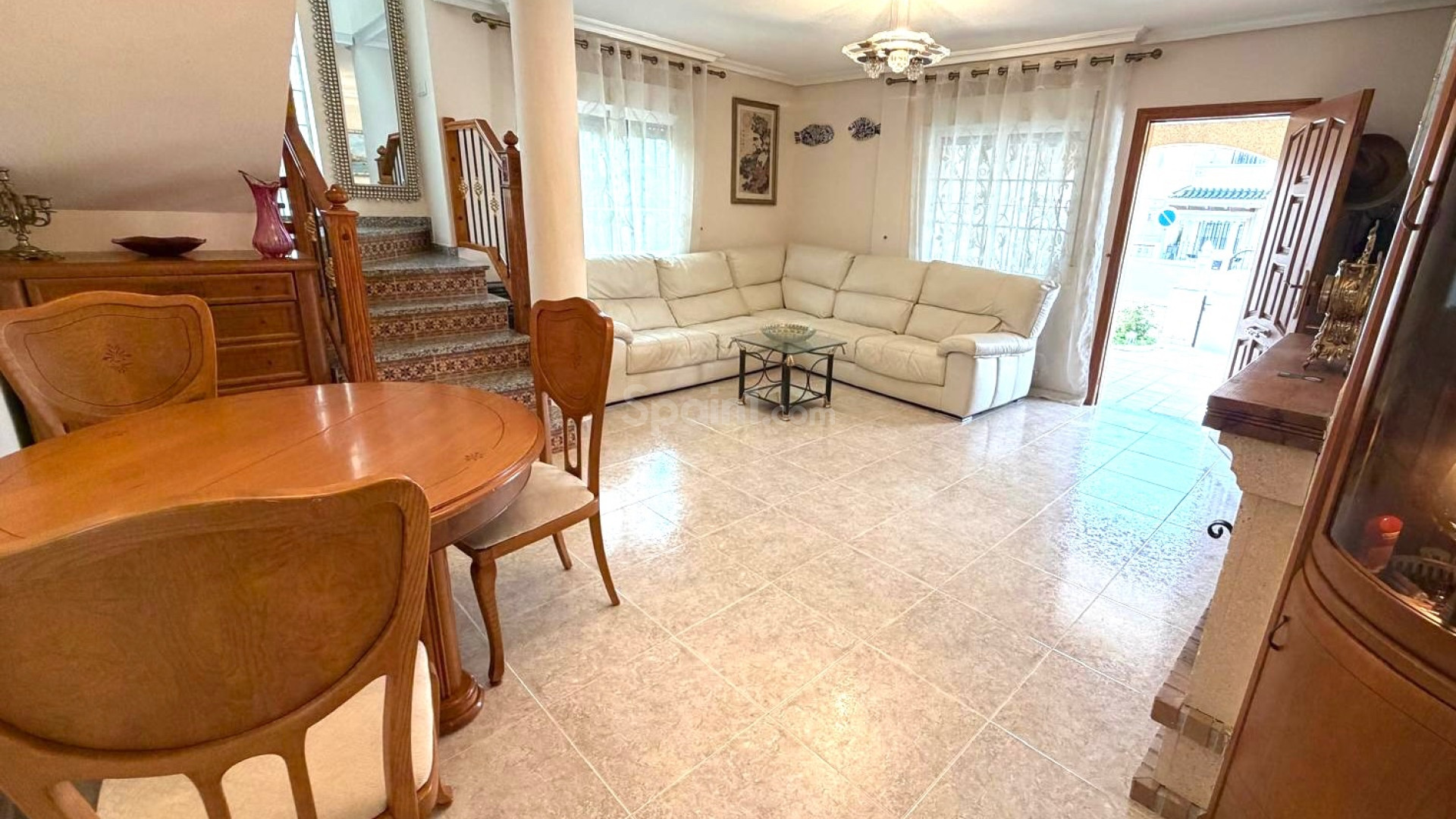 Resale - Villa -
Orihuela Costa - Villamartin