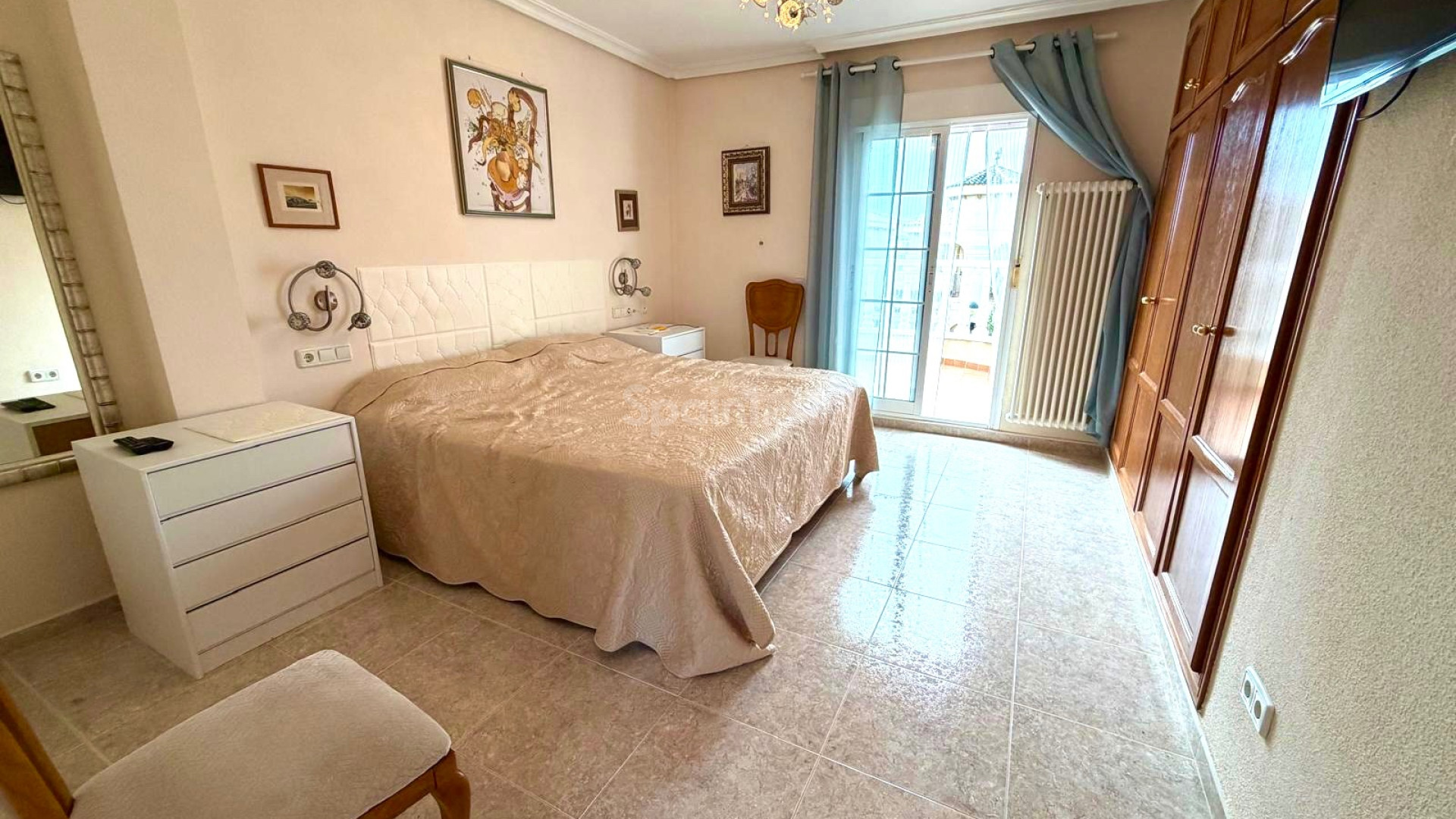 Resale - Villa -
Orihuela Costa - Villamartin