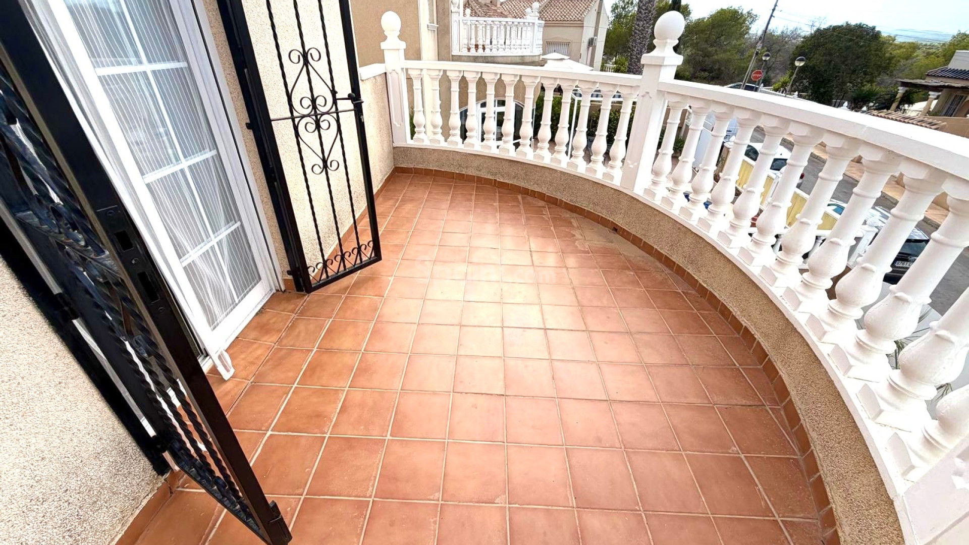 Resale - Villa -
Orihuela Costa - Villamartin