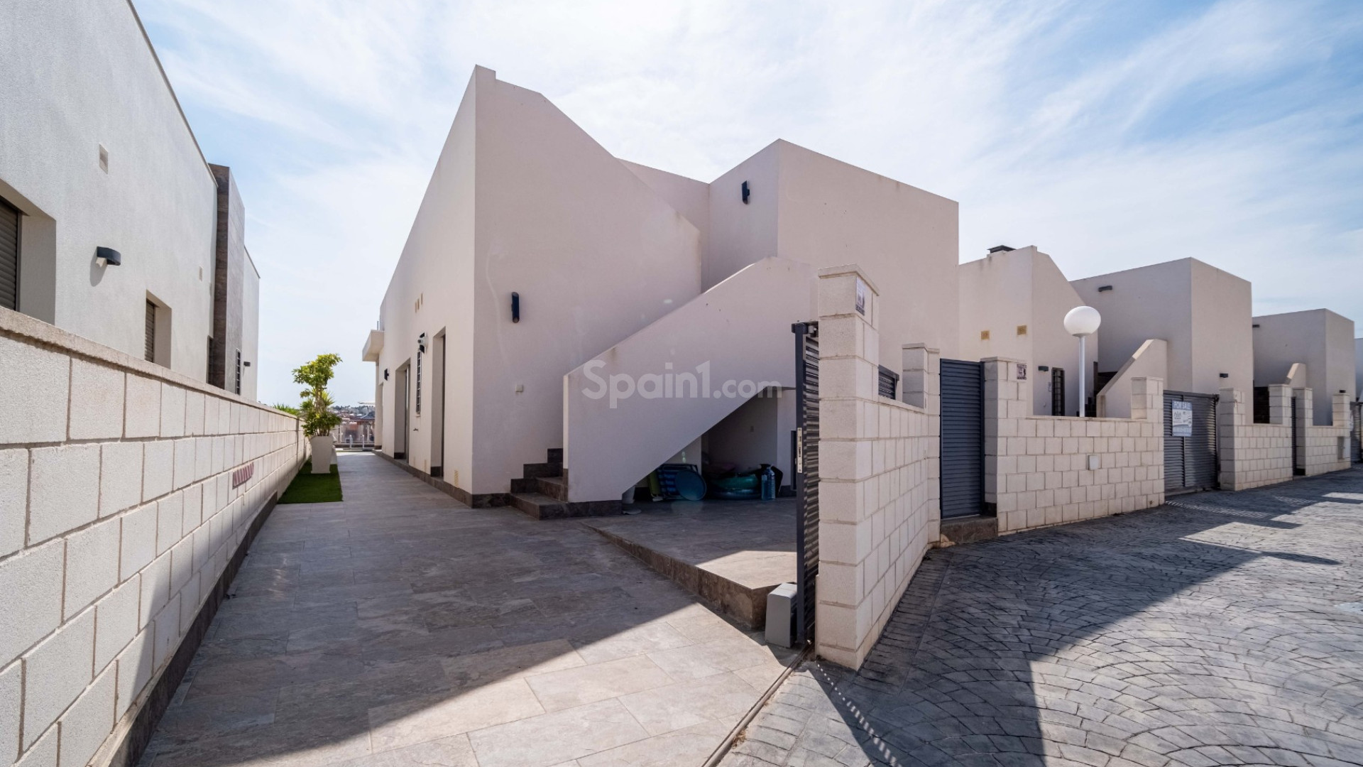 Resale - Villa -
Orihuela Costa - Villamartin