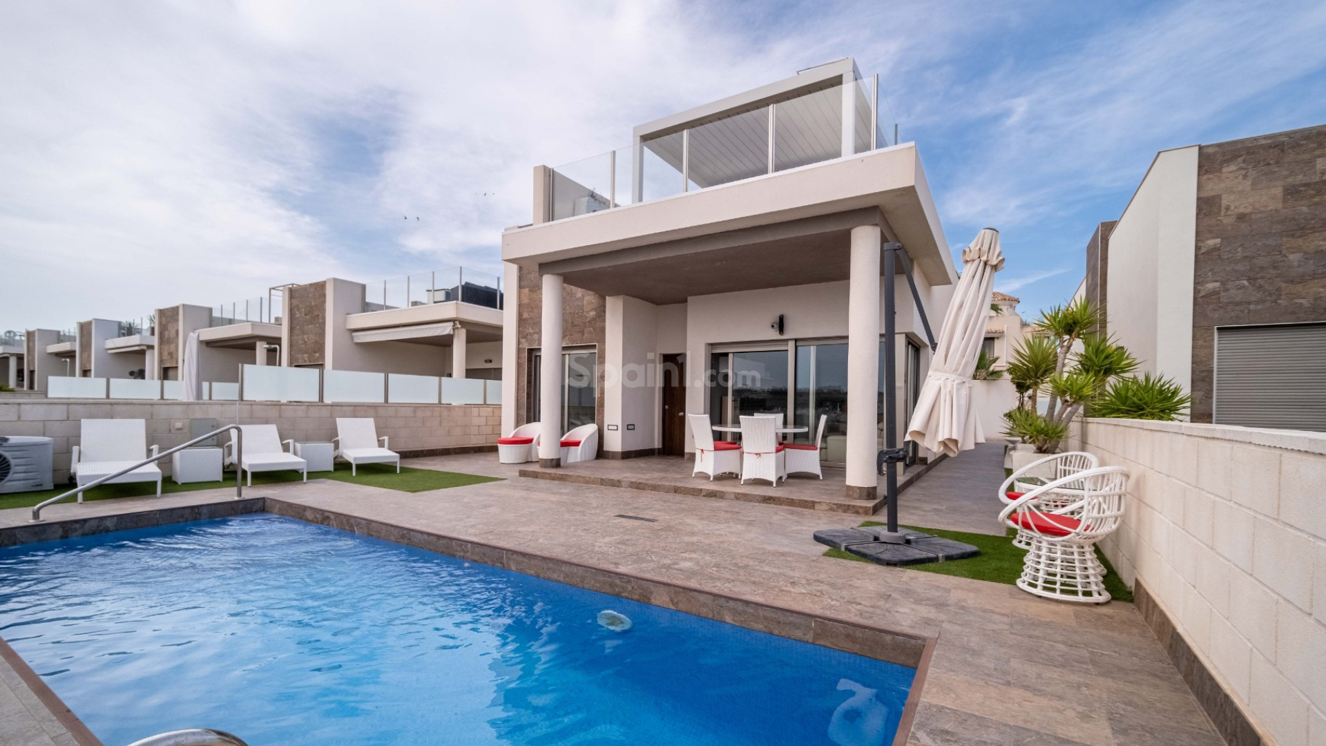 Resale - Villa -
Orihuela Costa - Villamartin