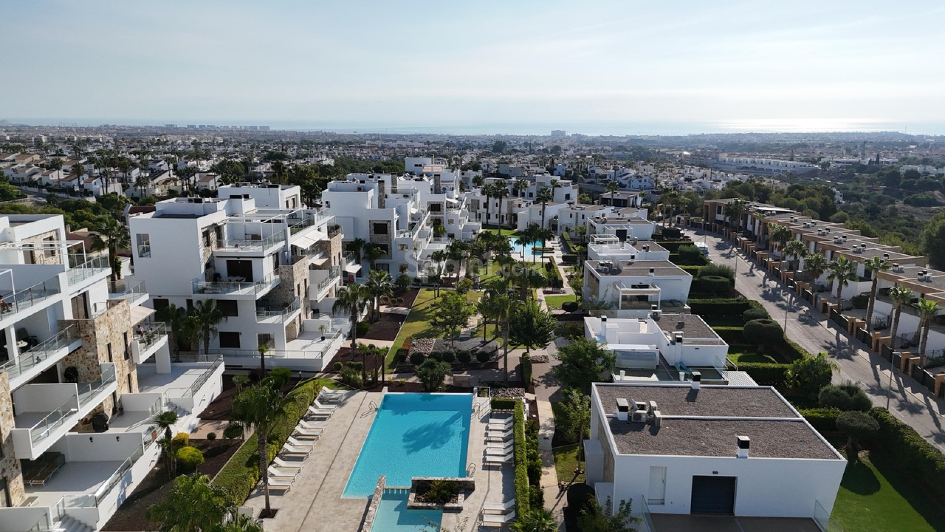 Resale - Villa -
Orihuela Costa